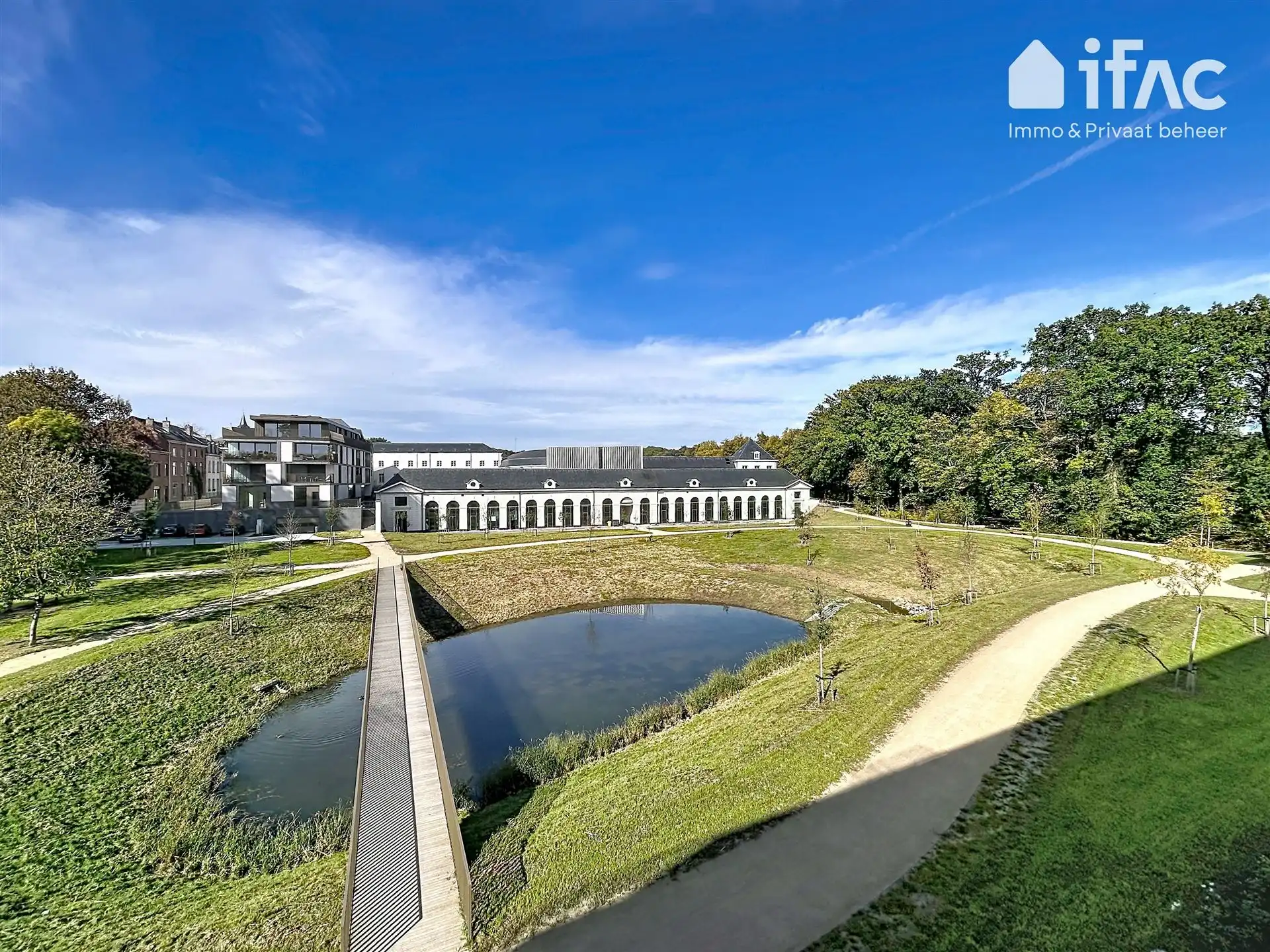 Ruim nieuwbouwappartement met garagebox op de Panquin-site foto 8