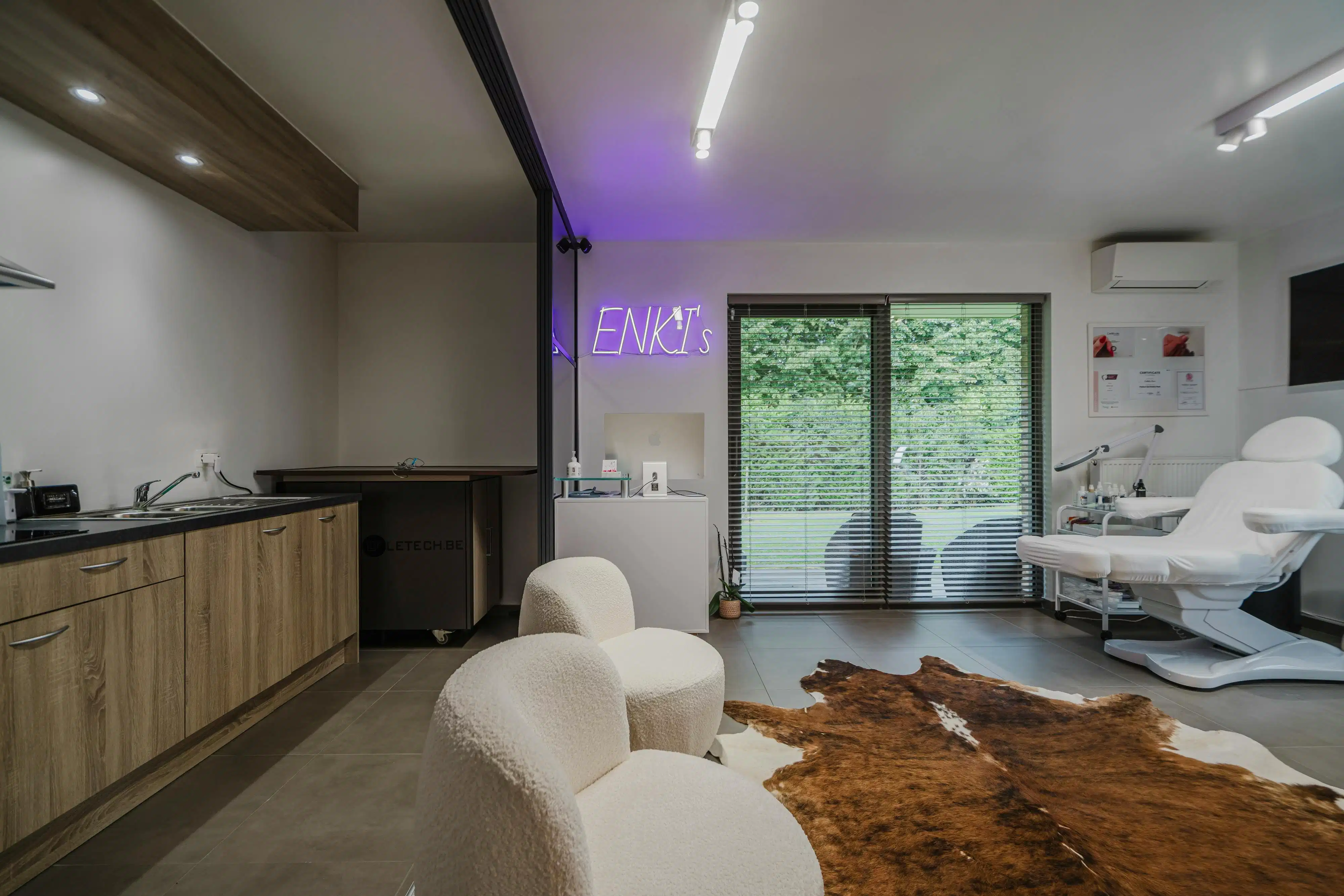 Instapklaar appartement met tuin en staanplaatsen in Heule! foto 9