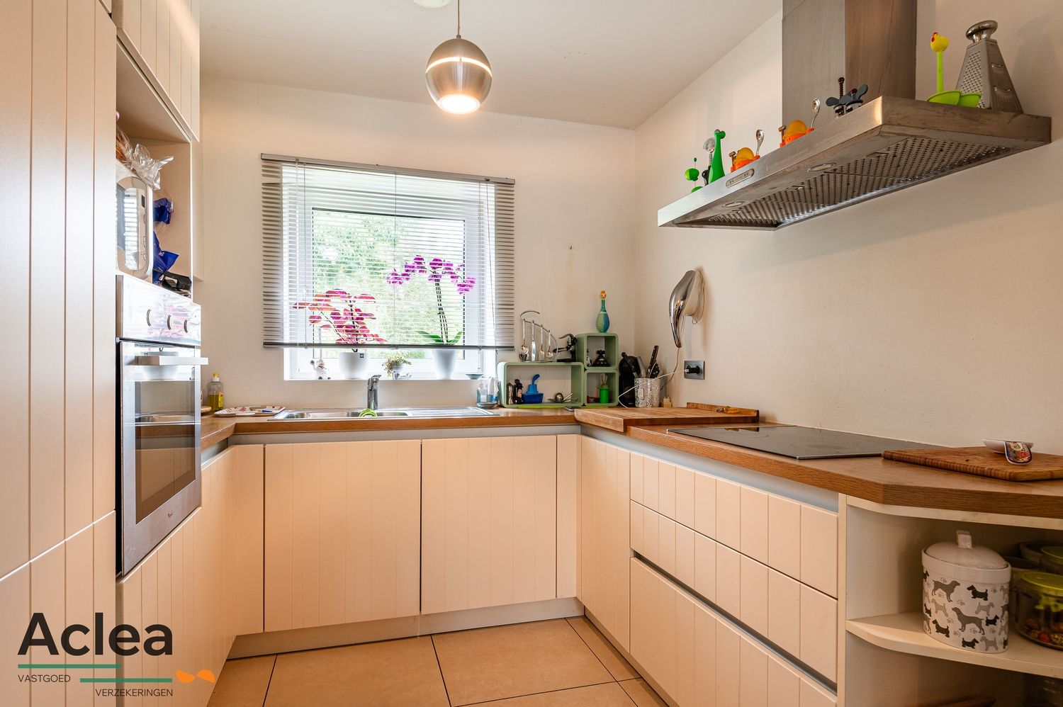 Recente woning in een rustige wijk met 3 slpks! foto 5
