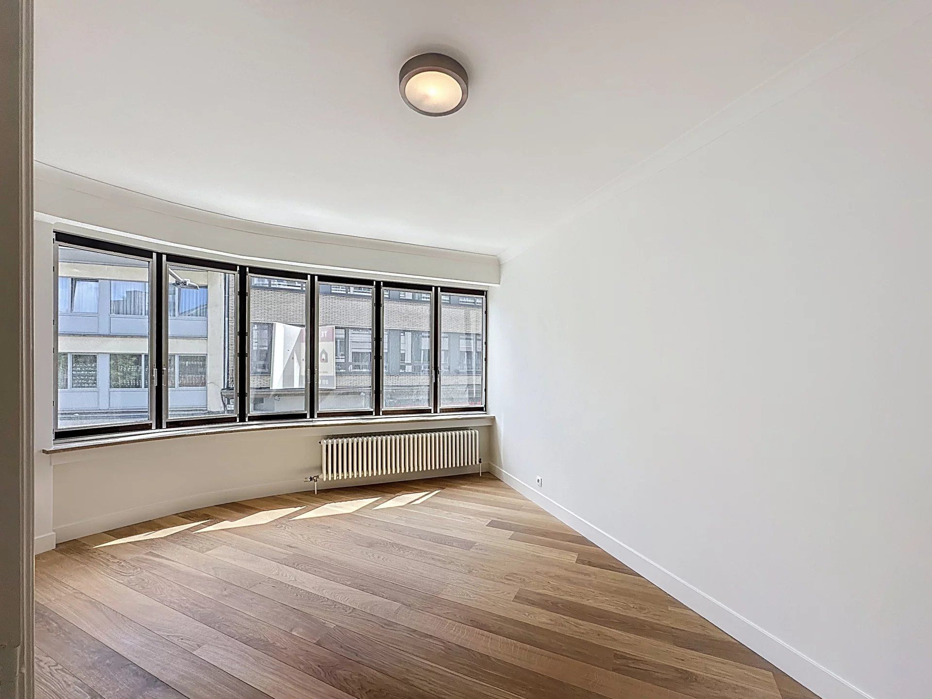 Gerenoveerd appartement in het centrum van Mol met 2 slaapkamers en terras. foto 8