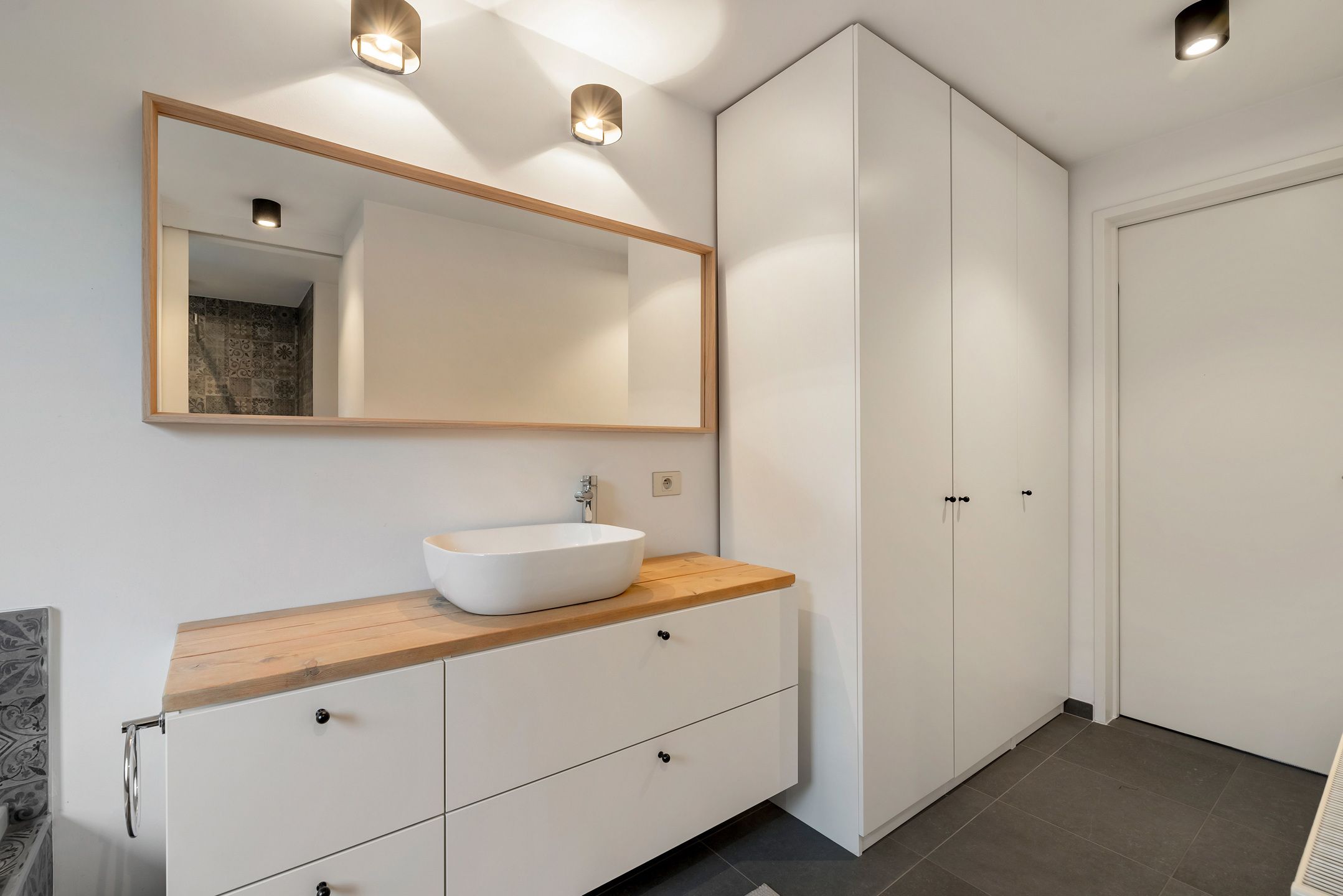 Woning met zwembad op zuidgericht perceel van ca. 2145 m² foto 20