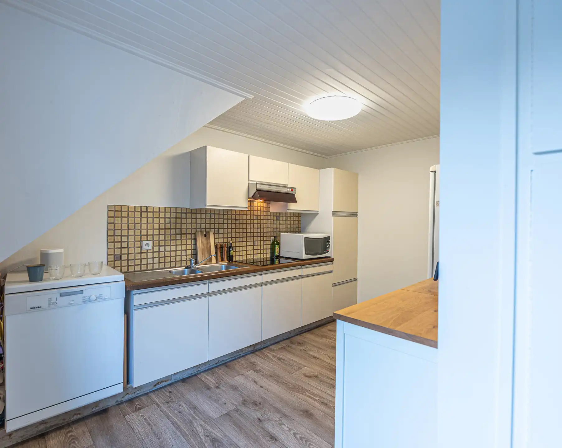 Instapklaar appartement met 2 slaapkamers foto 11