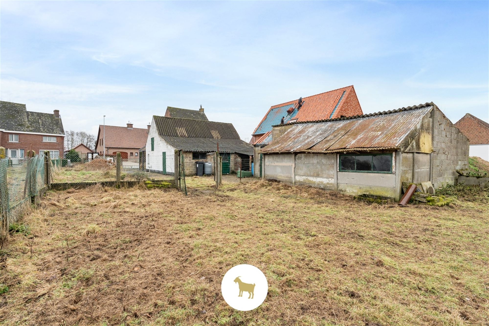 Te slopen WONING op uniek ruim PERCEEL (BOUW)GROND van ca. 3.310 m² foto 13