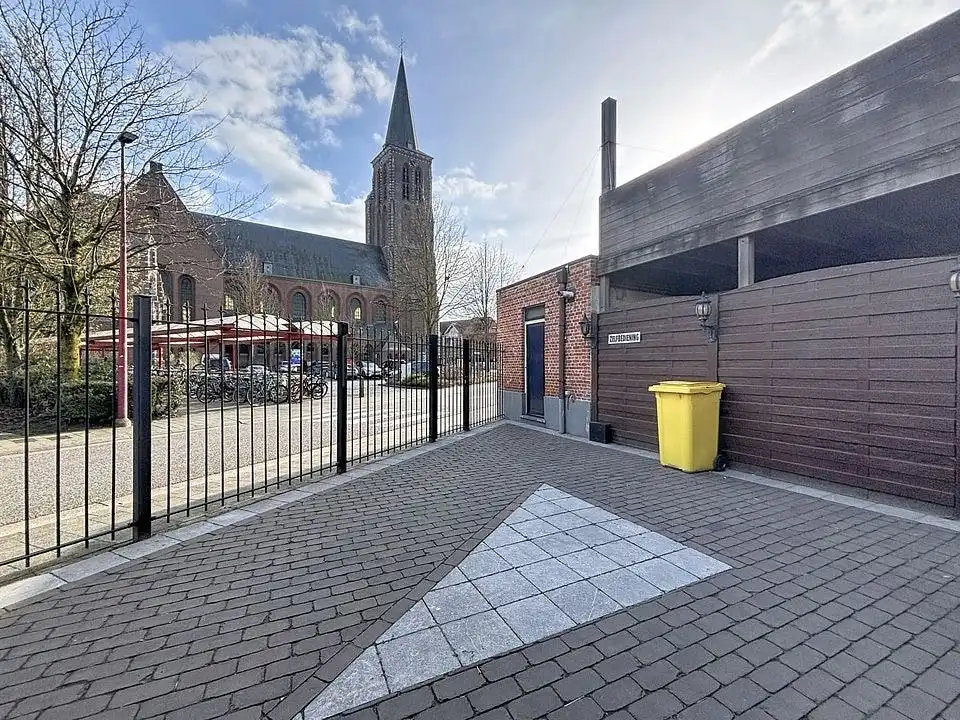 Handelshuis, omheind terras en garage te koop Rijkevorsel  foto 14