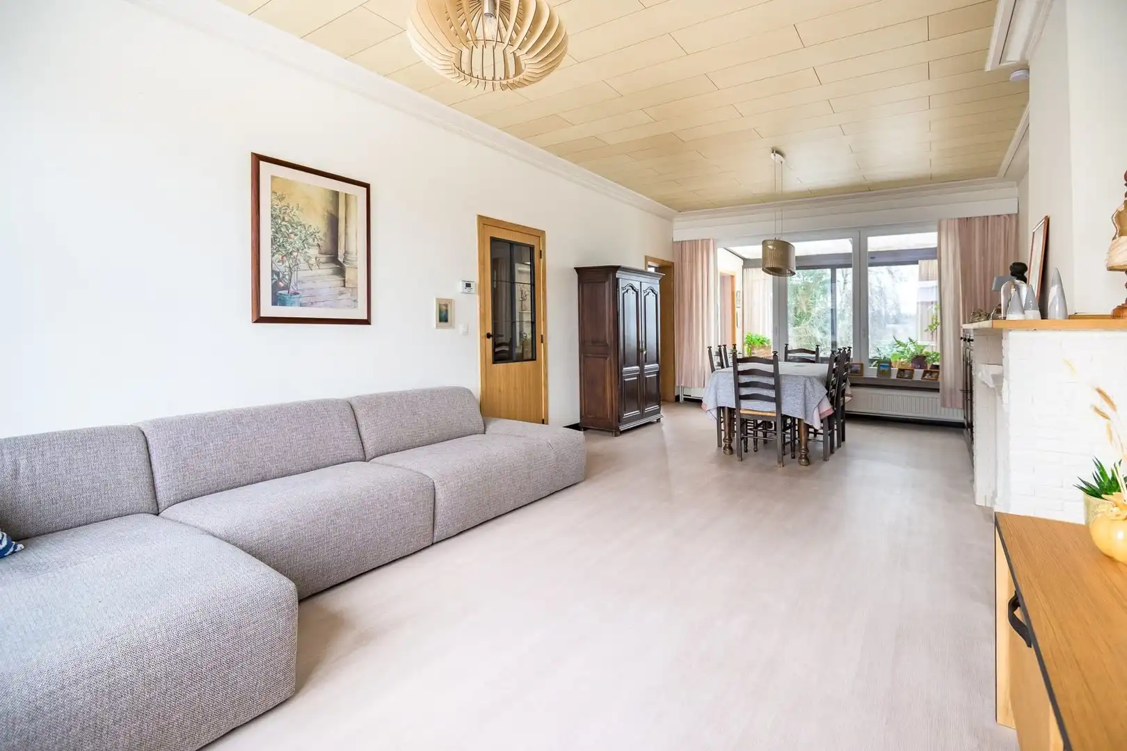 Instapklare woning met garage in een rustige straat! foto 6