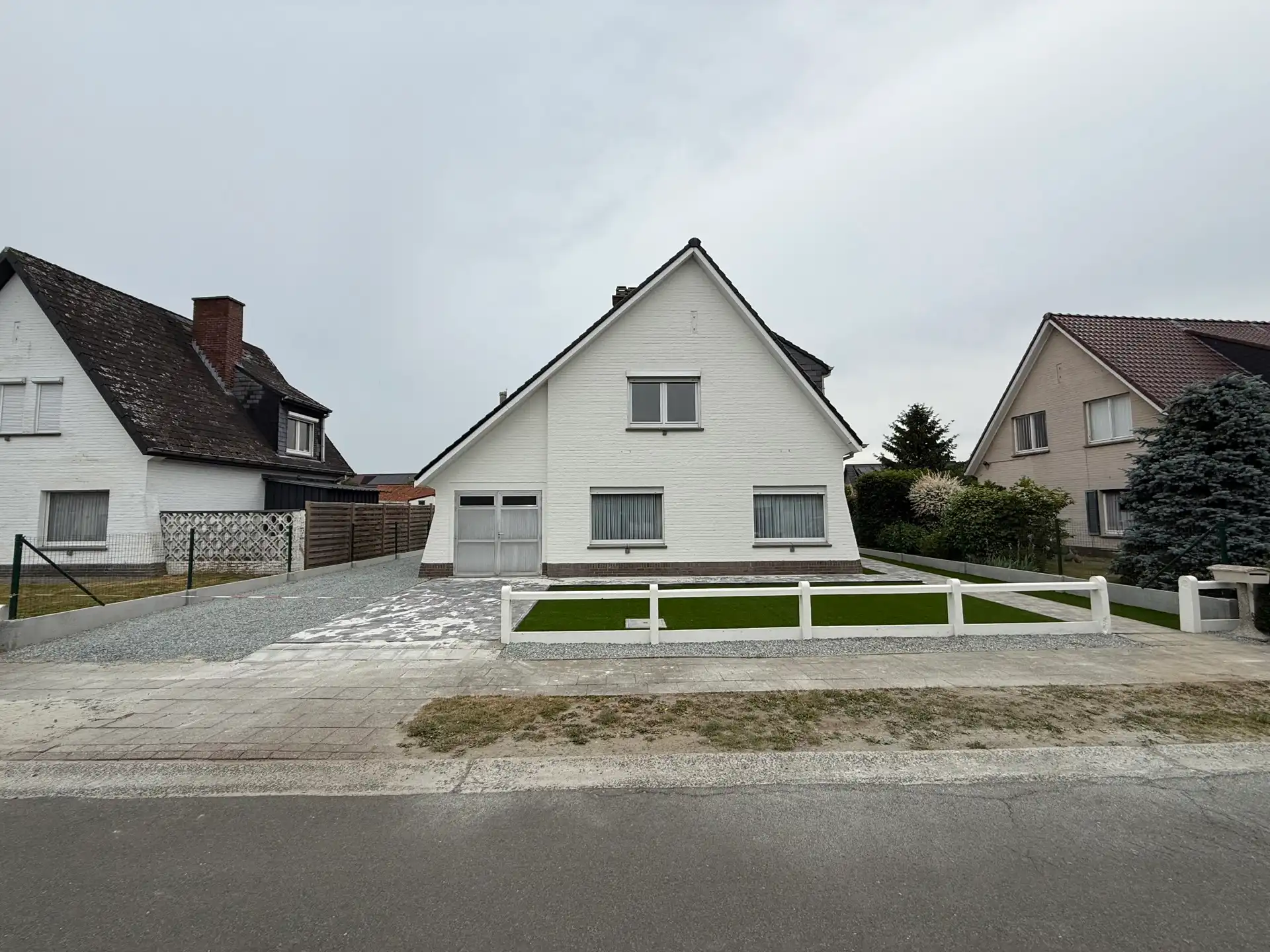 SCHELLEBELLE - OB in rustige wijk. foto {{pictureIndex}}