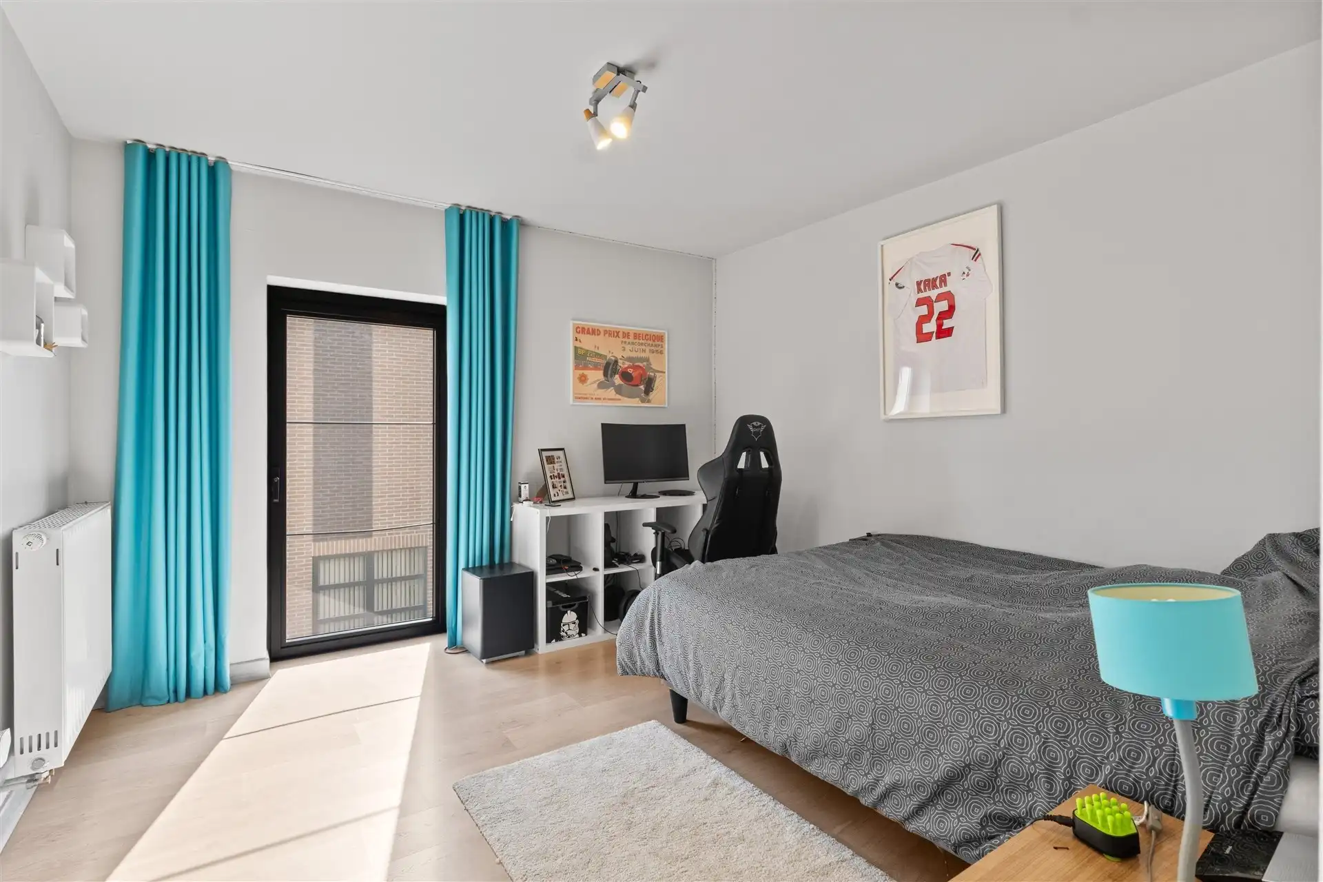 Modern halfopen bebouwing met uniek zicht in een landelijke omgeving. foto 20