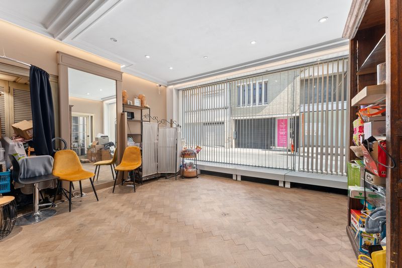 Centrum Izegem - Charmante woning/handelshuis met bijgebouw foto 8