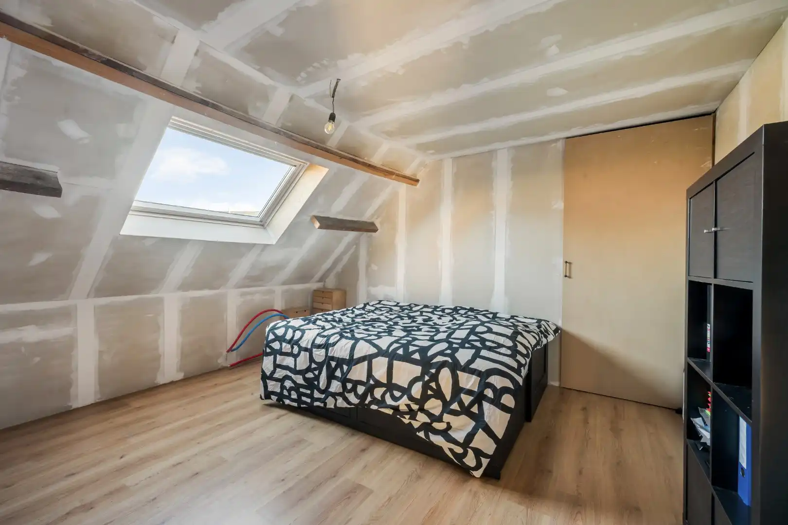 Instapklare woning met 3 slaapkamers, verzorgde tuin en EPC label B in Moorslede foto 12