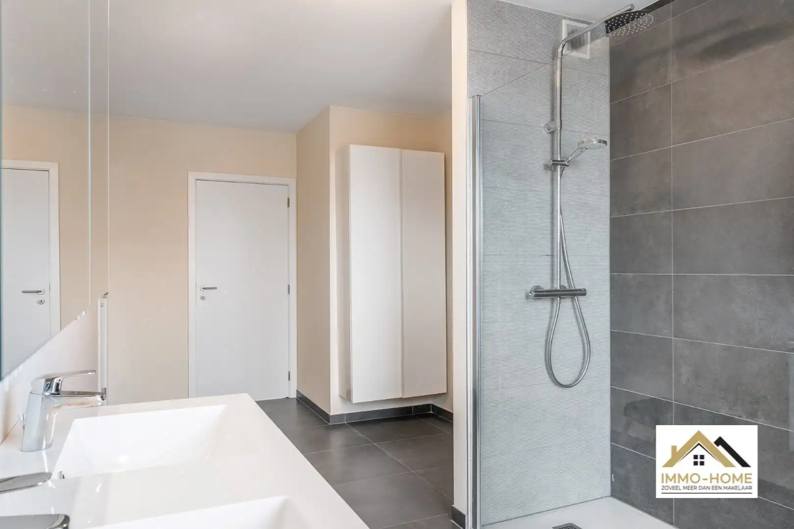 Luxueus penthouse centrum Wachtebeke aan 2% registratie!  foto 13