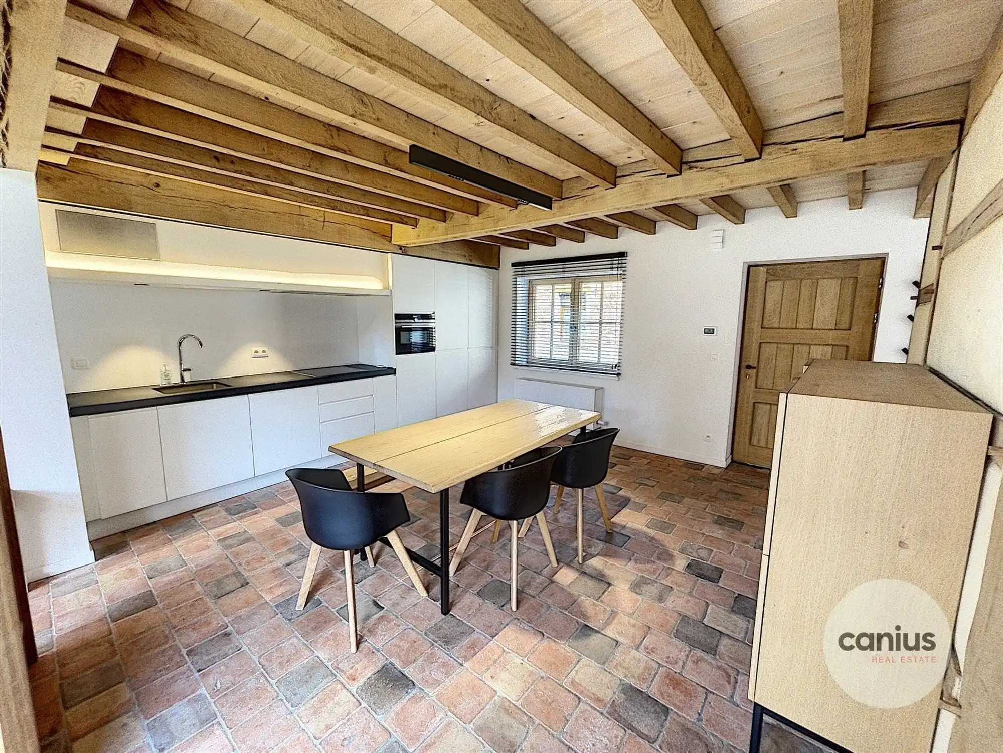 TIJDLOZE WONING IN HARTJE SINT-TRUIDEN foto 4