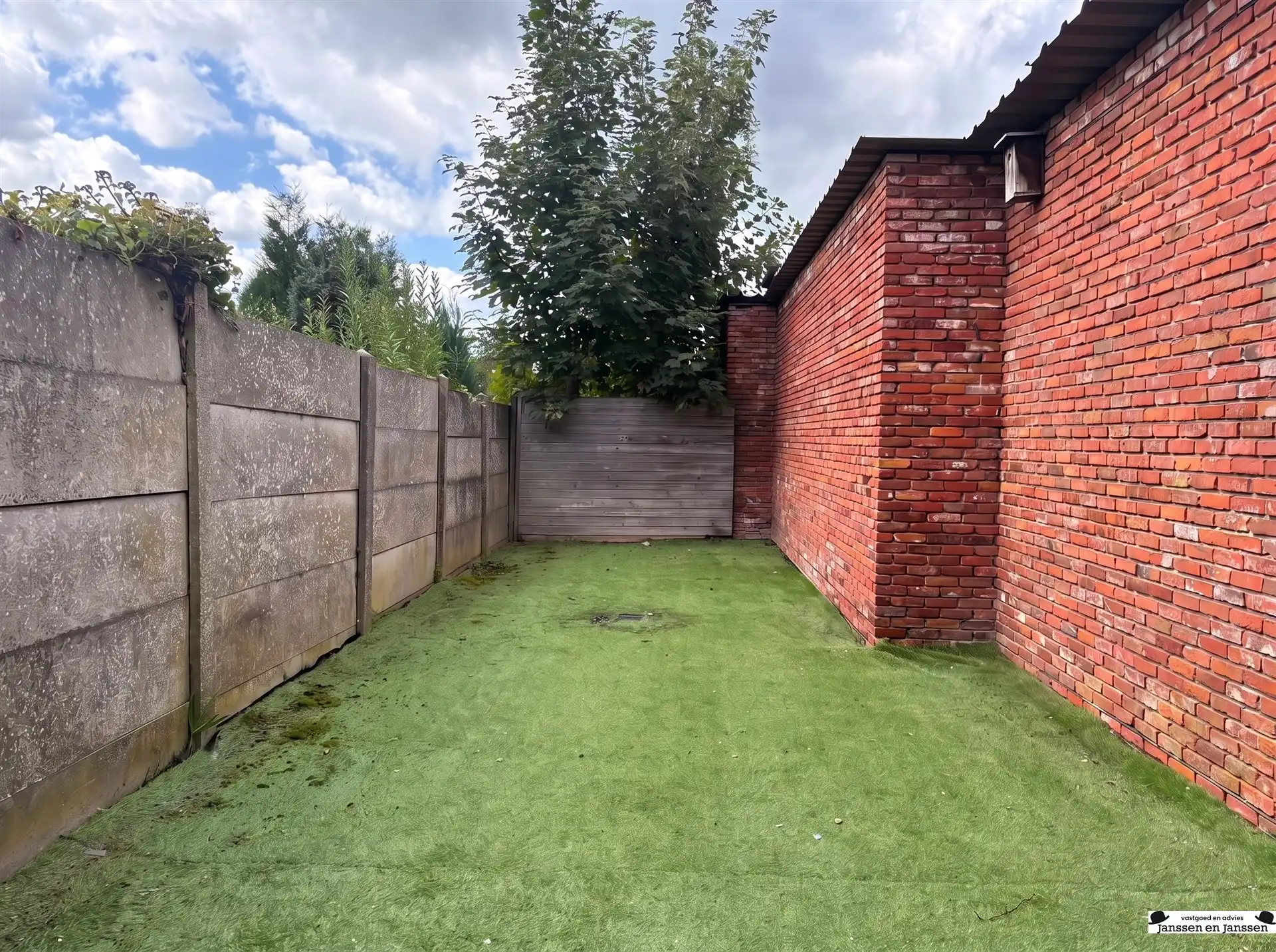 gelijkvloerse verd. + tuin foto 9