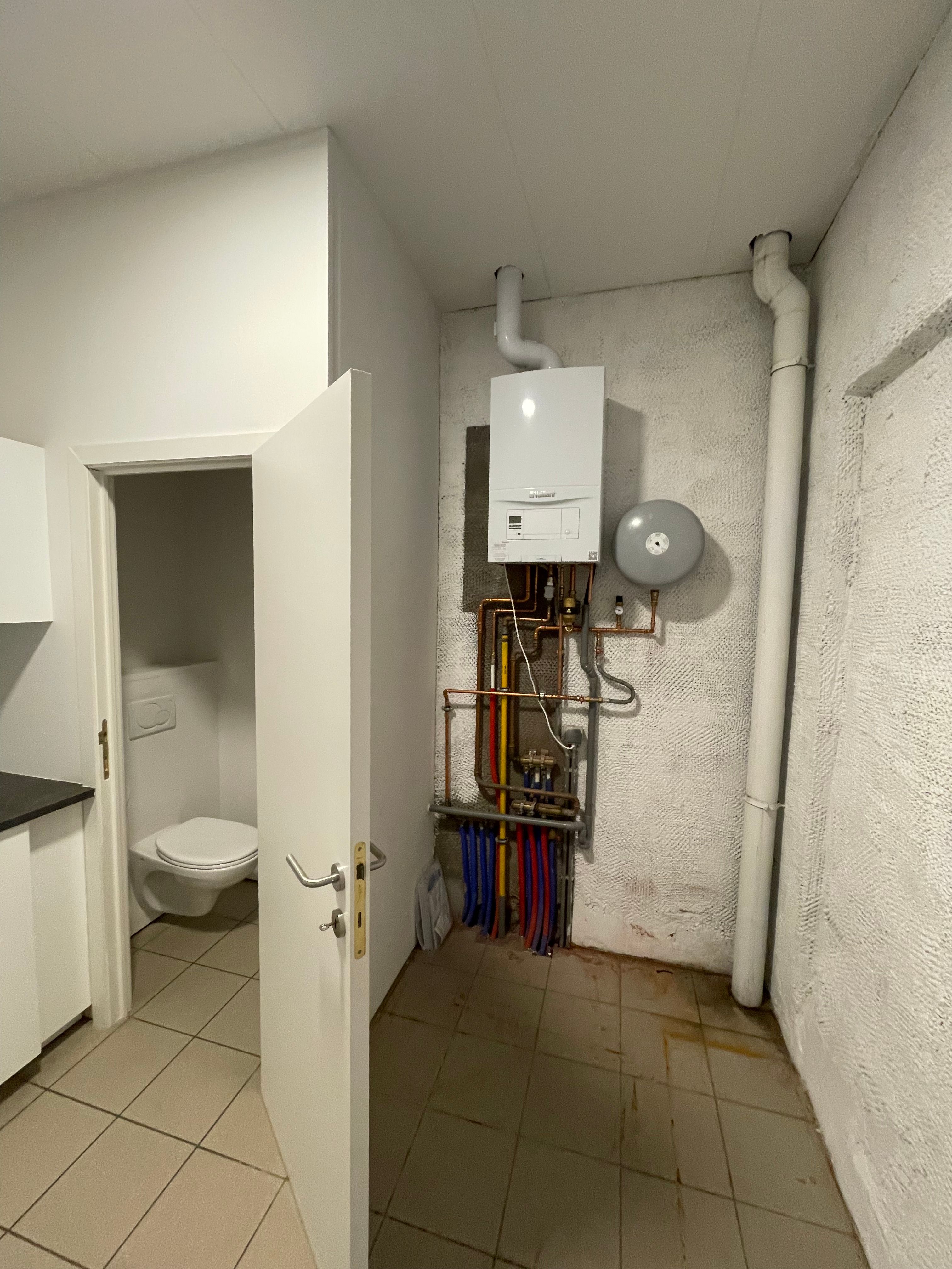 CENTRAAL GELEGEN HANDELSPÄND foto 12