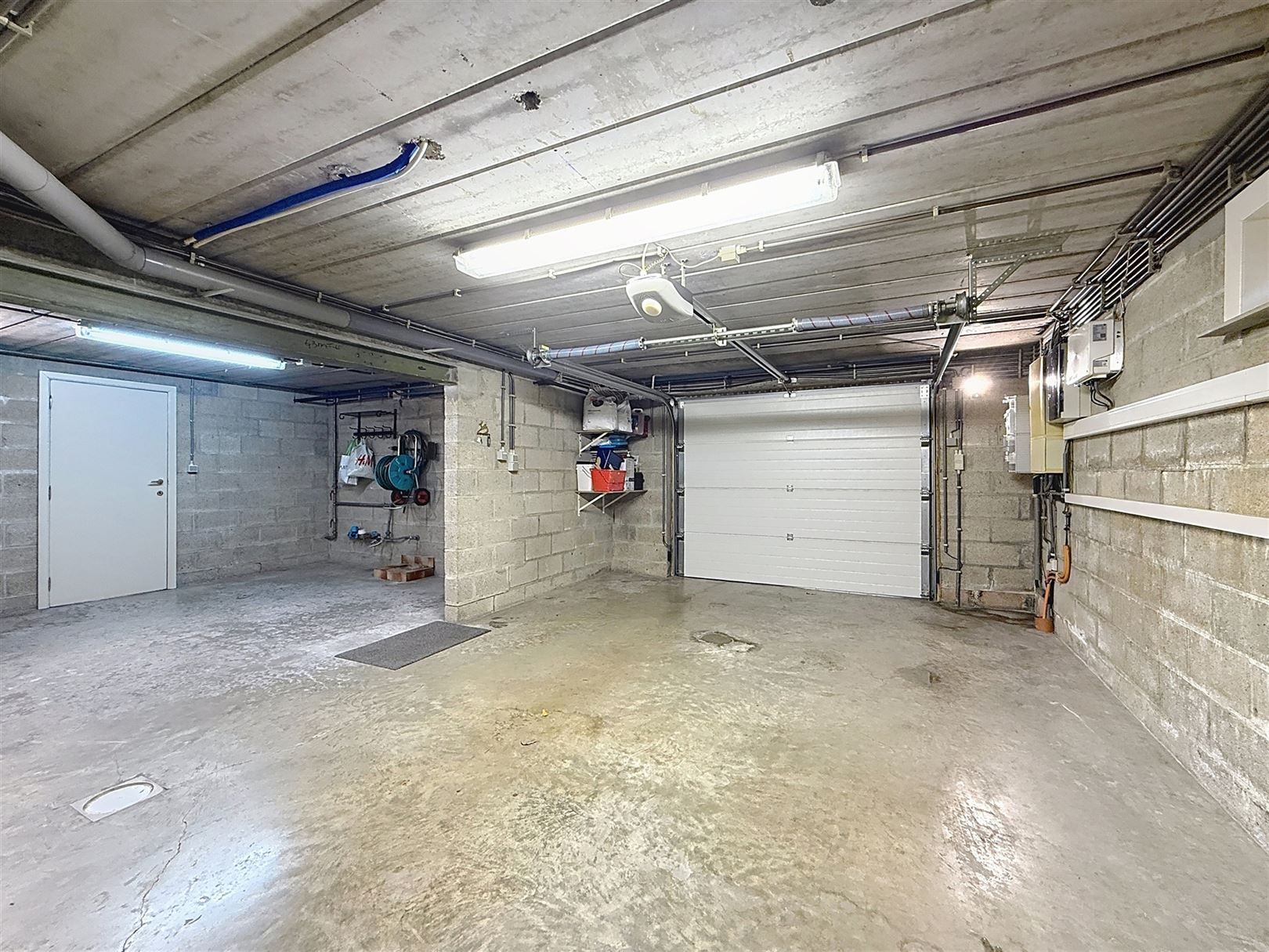 Ruime open bebouwing met 4 slpks, veranda, tuin, garage, 8a  foto 30