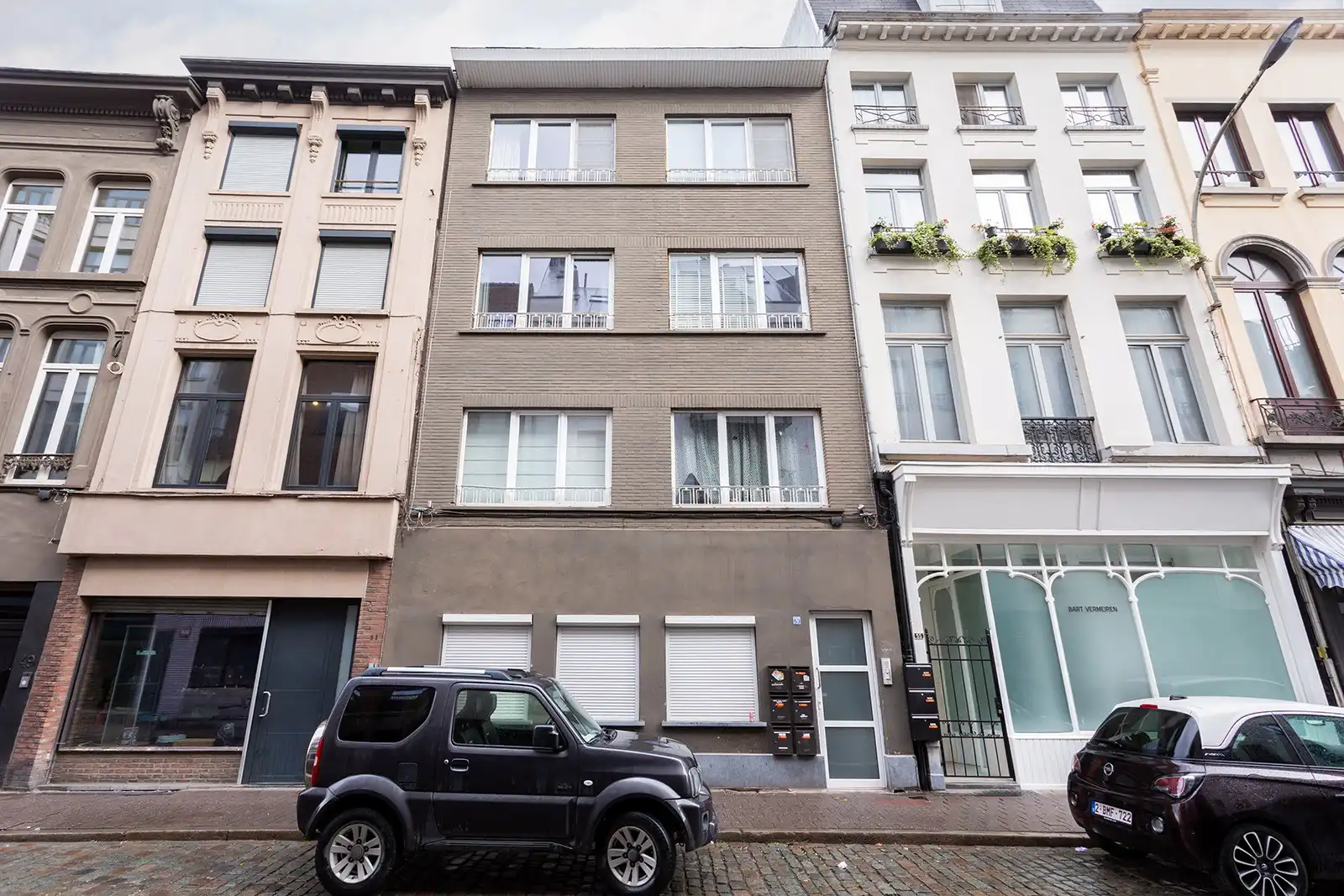 Voor de stadsmus foto 16