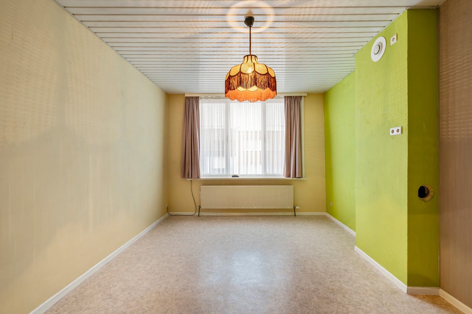 OP TE FRISSEN WONING MET MAGAZIJN VLAK BIJ CENTRUM MECHELEN foto 18