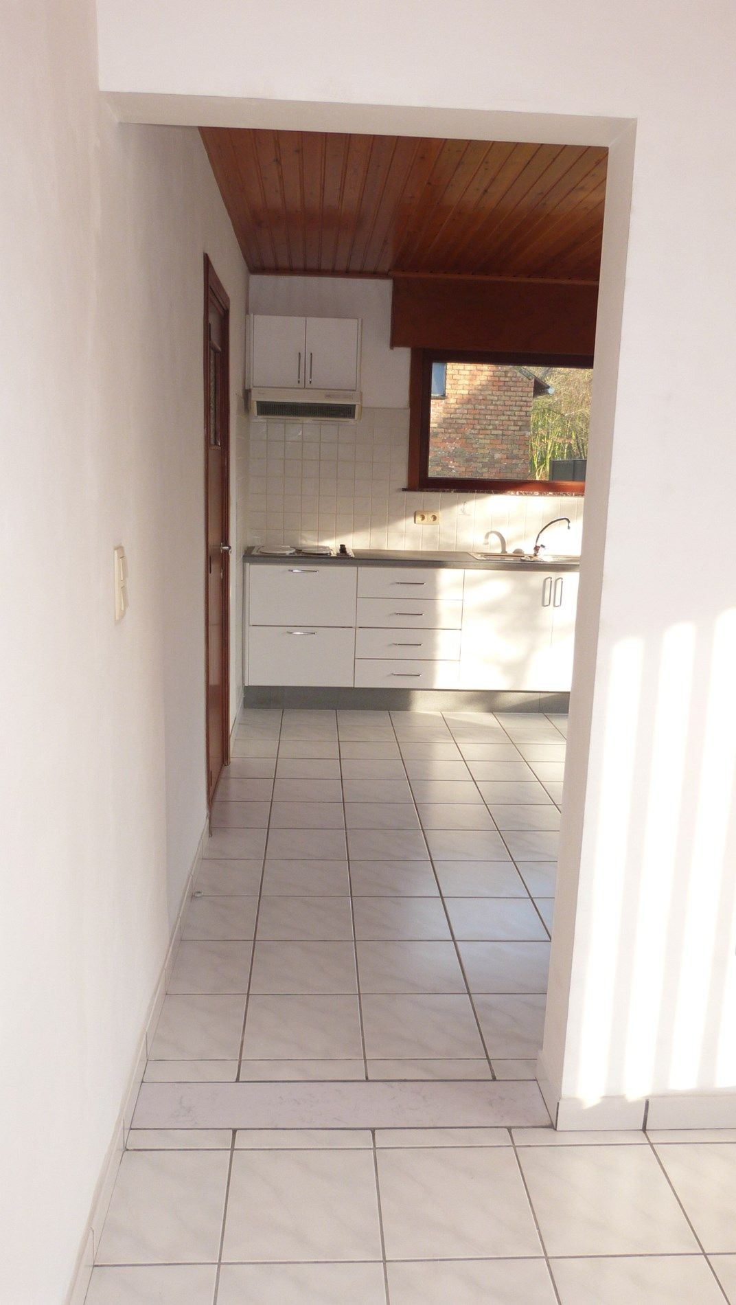 Rustig gelegen alleenstaande woning met tuin foto 9