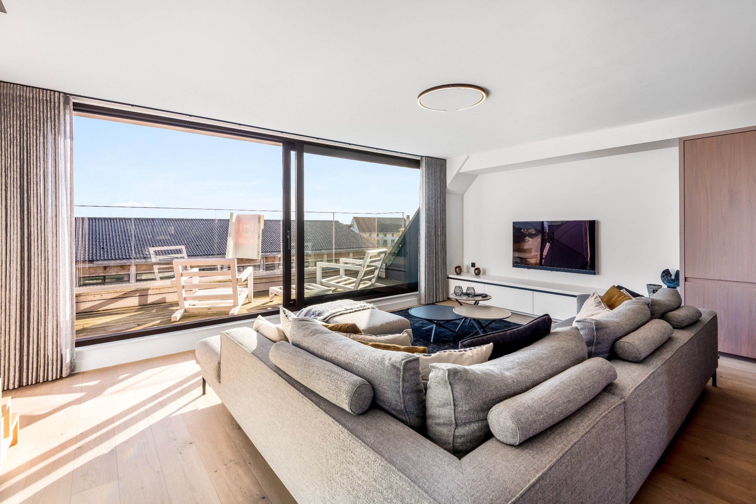 Recent duplexappartement met open zicht gelegen in het centrum van Knokke.  foto 7