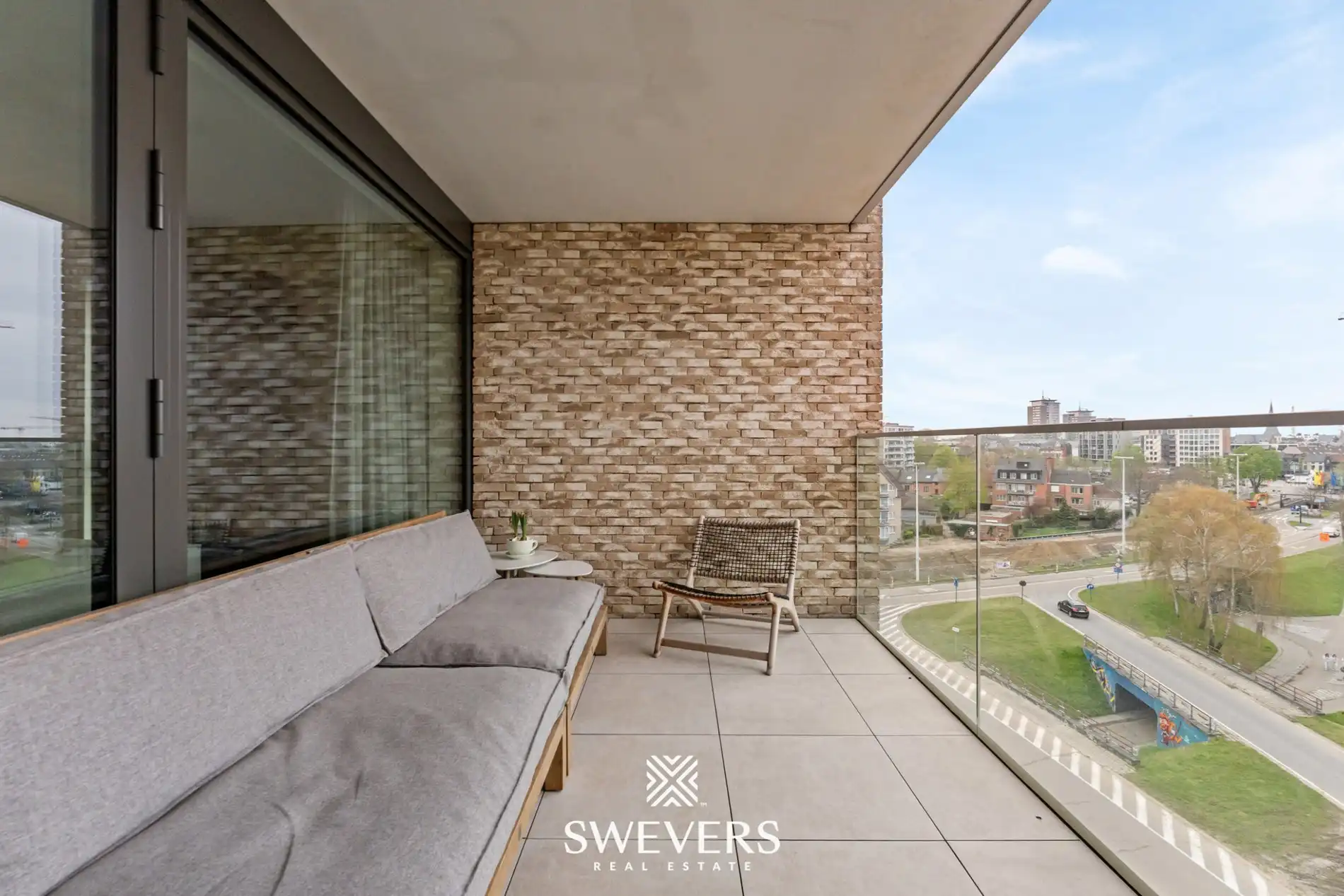 Luxueus, energiezuinig appartement met zonnig terras met skyline in centrum Hasselt  foto 17