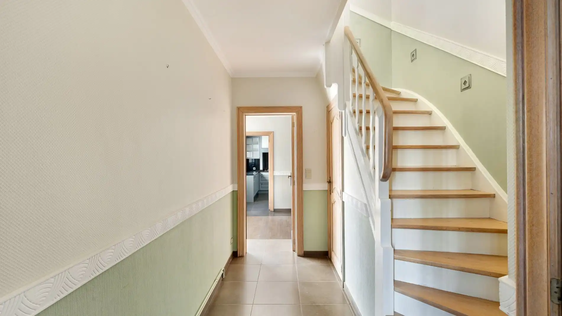 Woning met zonnige tuin en garage te Zeebrugge foto 10