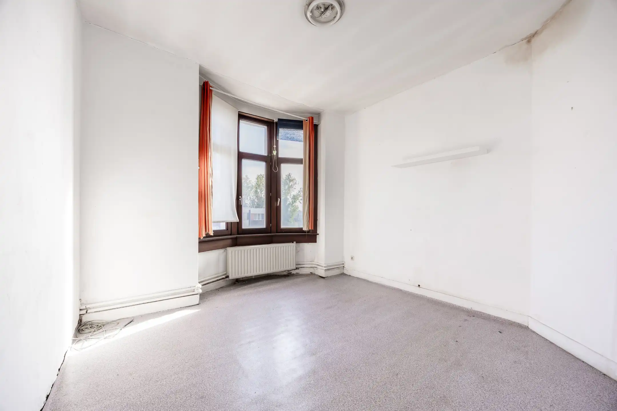 Handelspand +te renoveren appartement op centrale ligging  foto 19