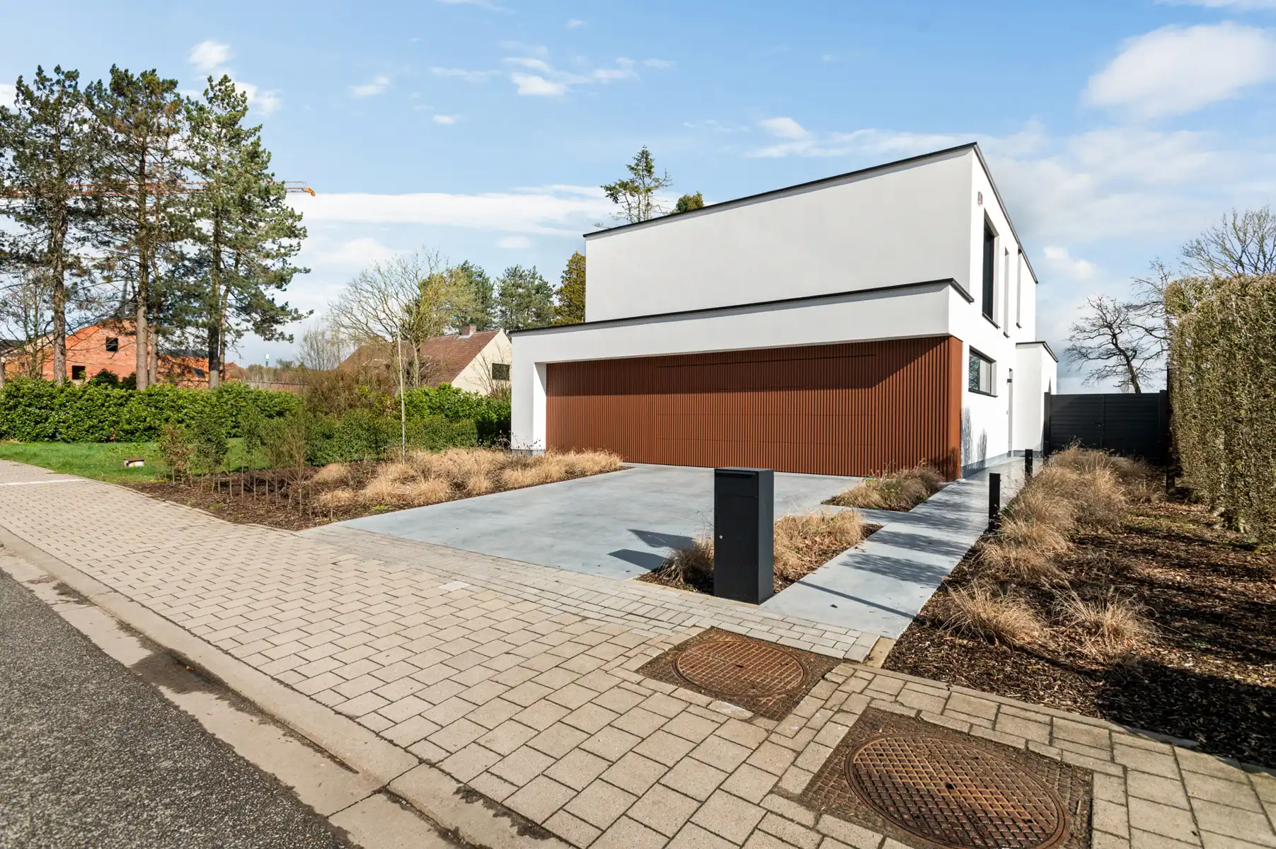 Exclusieve recente woning met hoogwaardige afwerking. foto 2