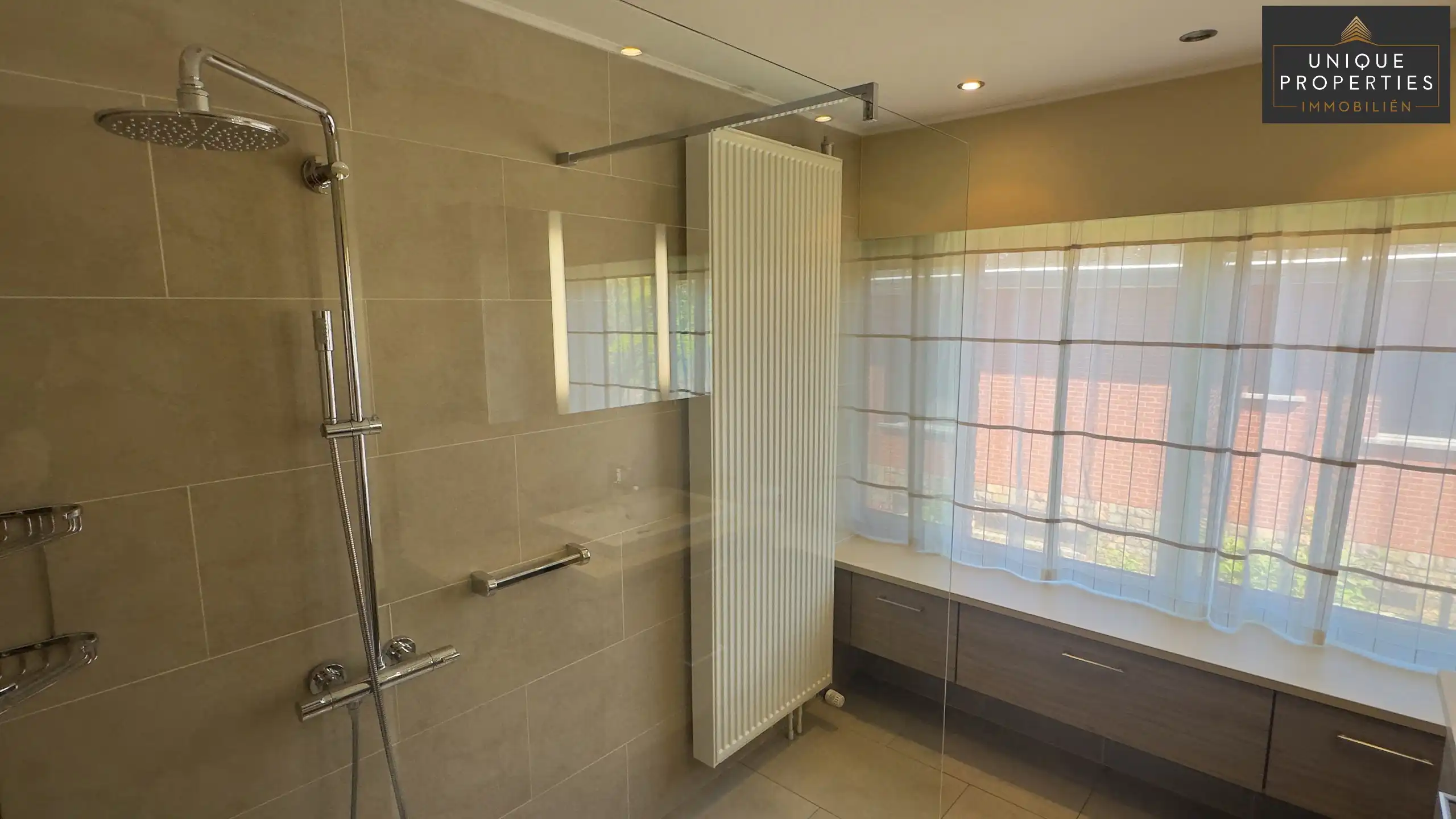 Huis te koop foto 21