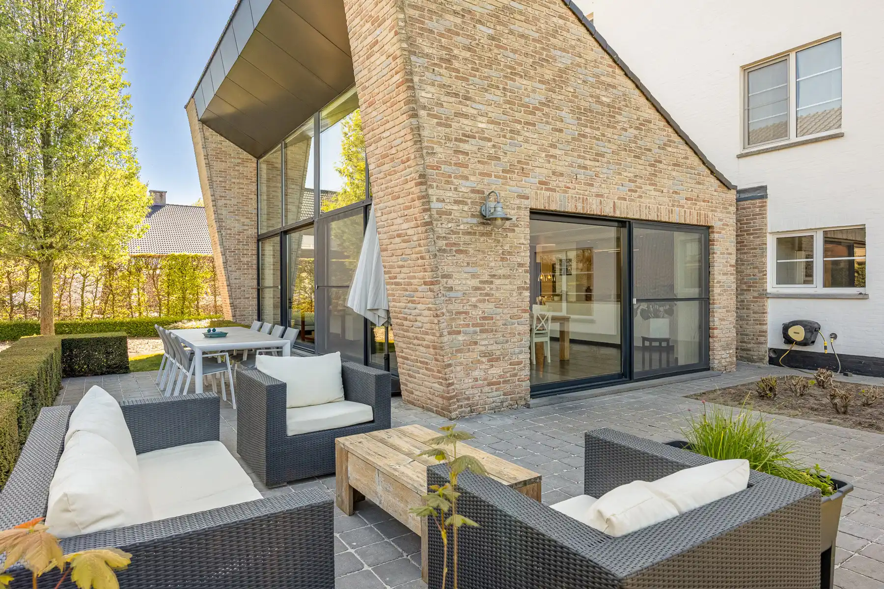 Riante, vrijstaande villa met 4 slaapkamers, zwembad en bijgebouw op een perceel van 2.680m². foto 26