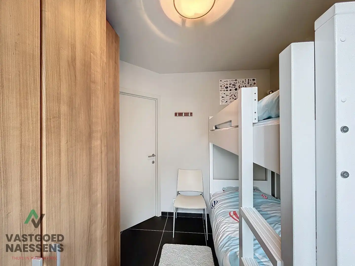 INSTAPKLAAR 2 SLPK APP - ZIJDELINGS ZICHT OP ZEE foto 12