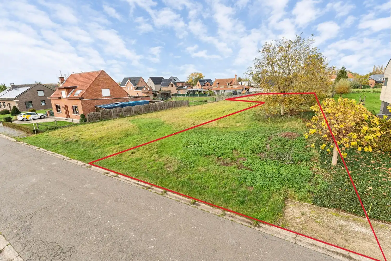 Geheel van twee percelen (in totaal 18a11ca) in een groene omgeving te Herent foto {{pictureIndex}}