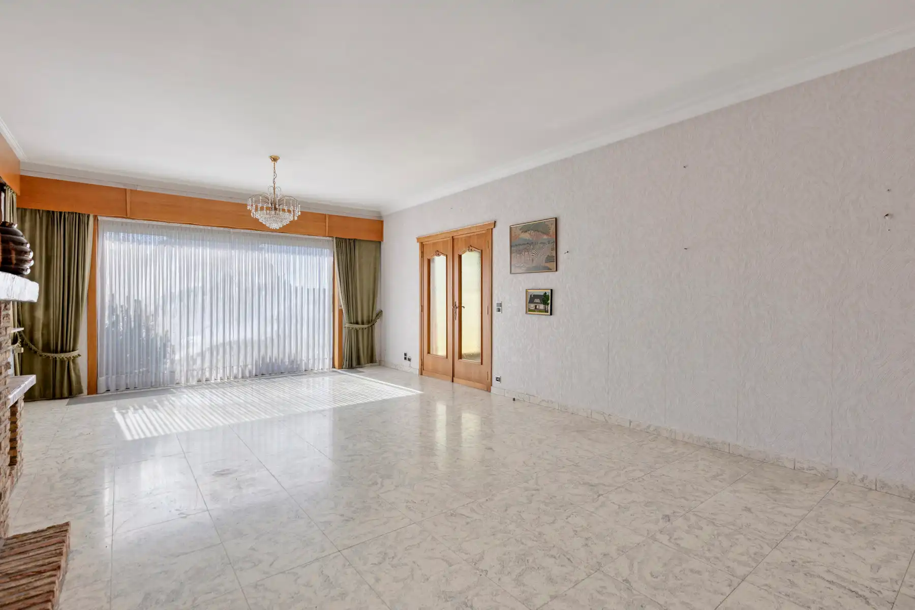 Te renoveren woning met 5 slaapkamers foto 8