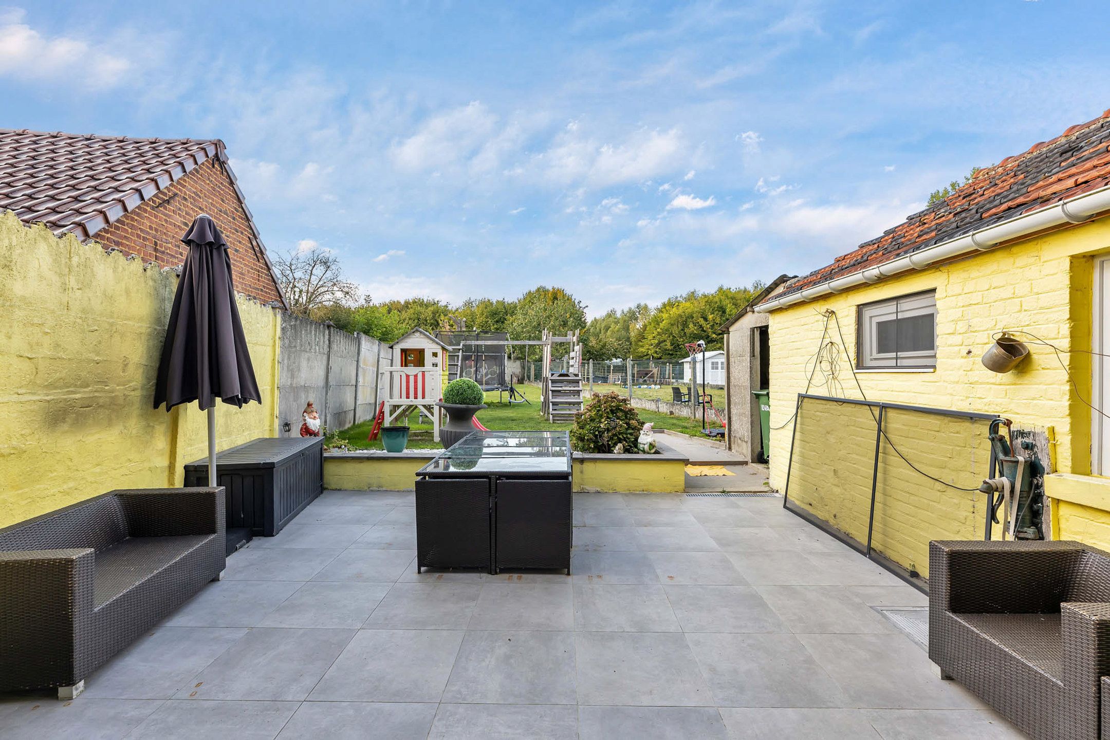 Instapklare woning met tuin foto 16
