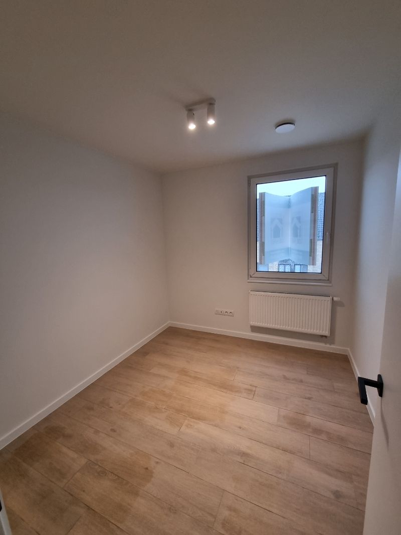 Modern appartement met 2 slaapkamers en zonnig terras foto 14