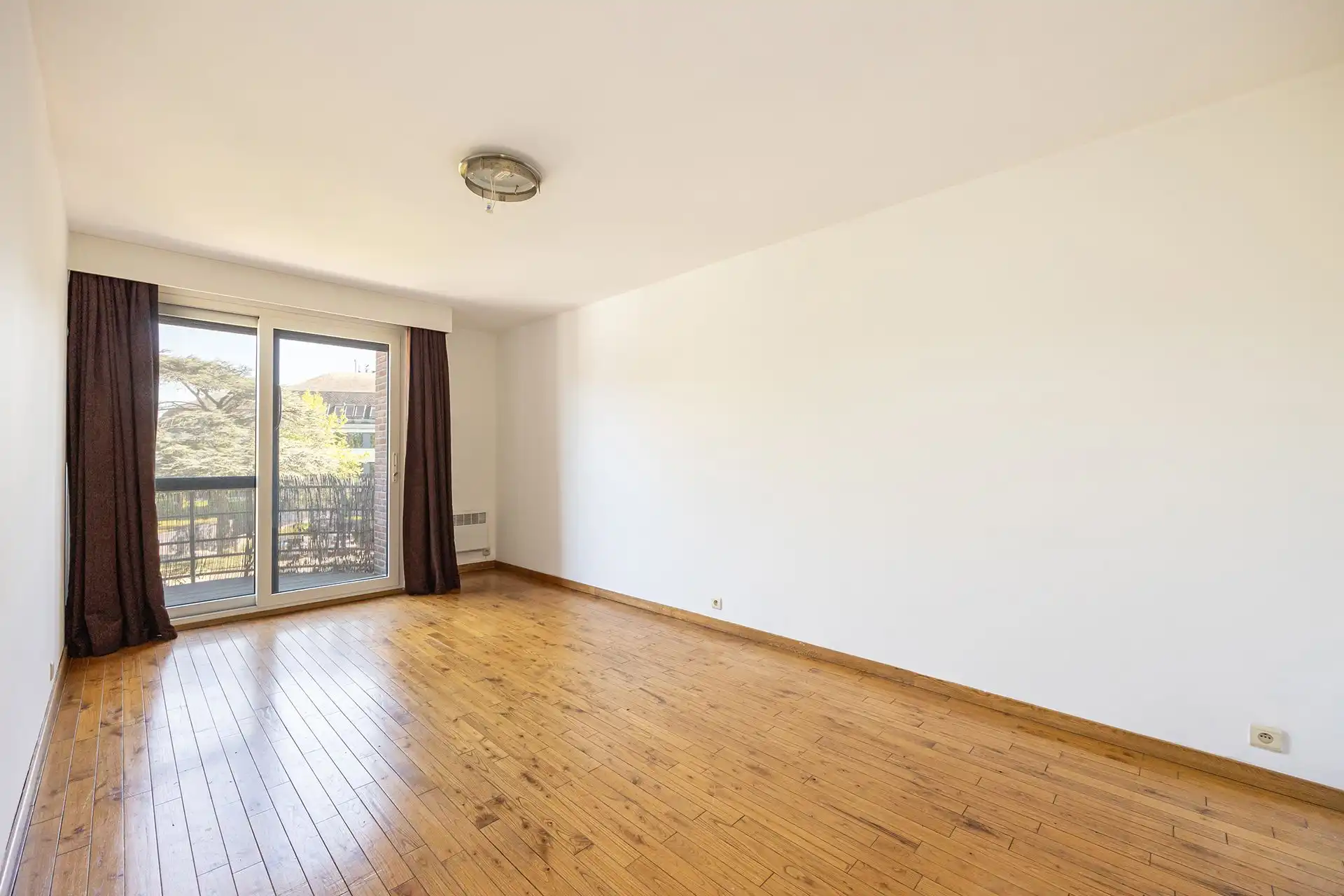 Lichtovergoten appartement met 2 terrassen en garagebox! foto 11