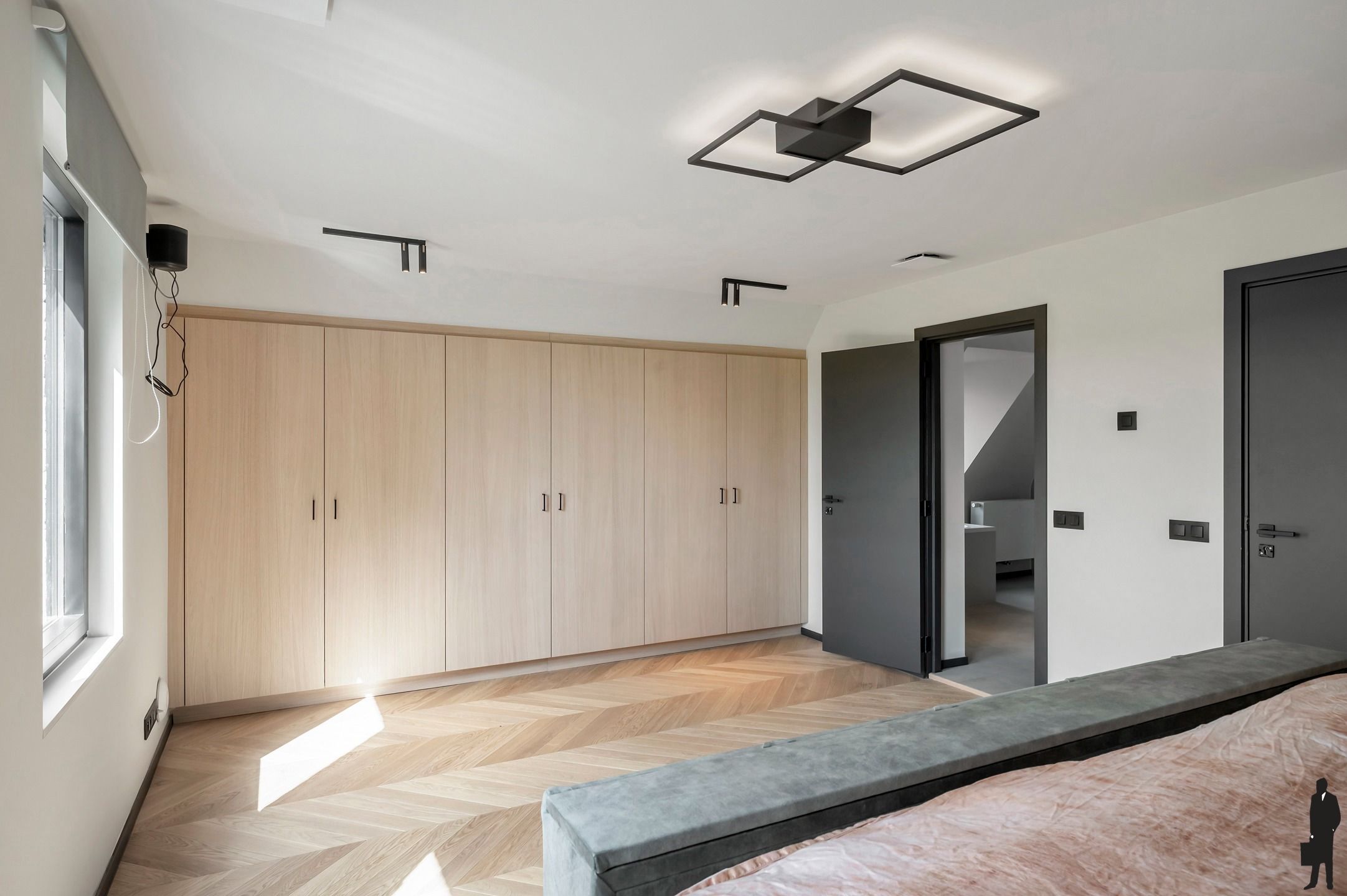 Gerenoveerde villa op 1.900 m² nabij de Nederlandse grens foto 19