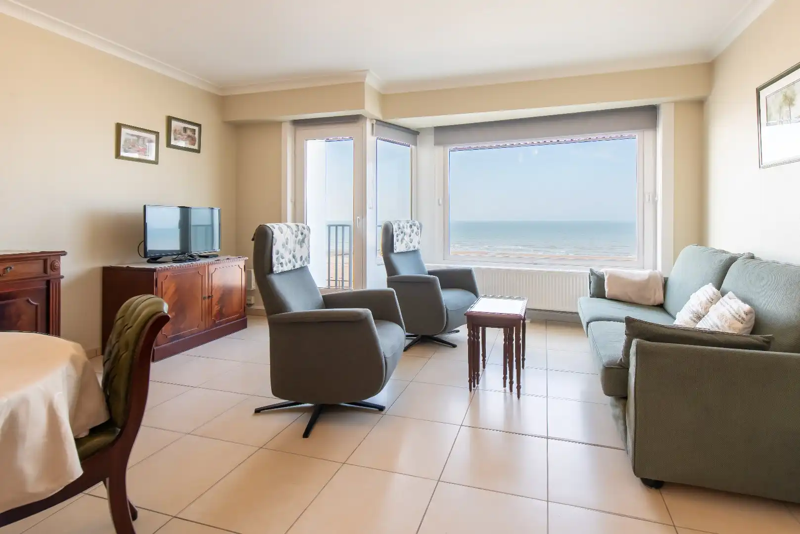 Appartement te koop Zeedijk 239 -/0102 - 8430 Middelkerke