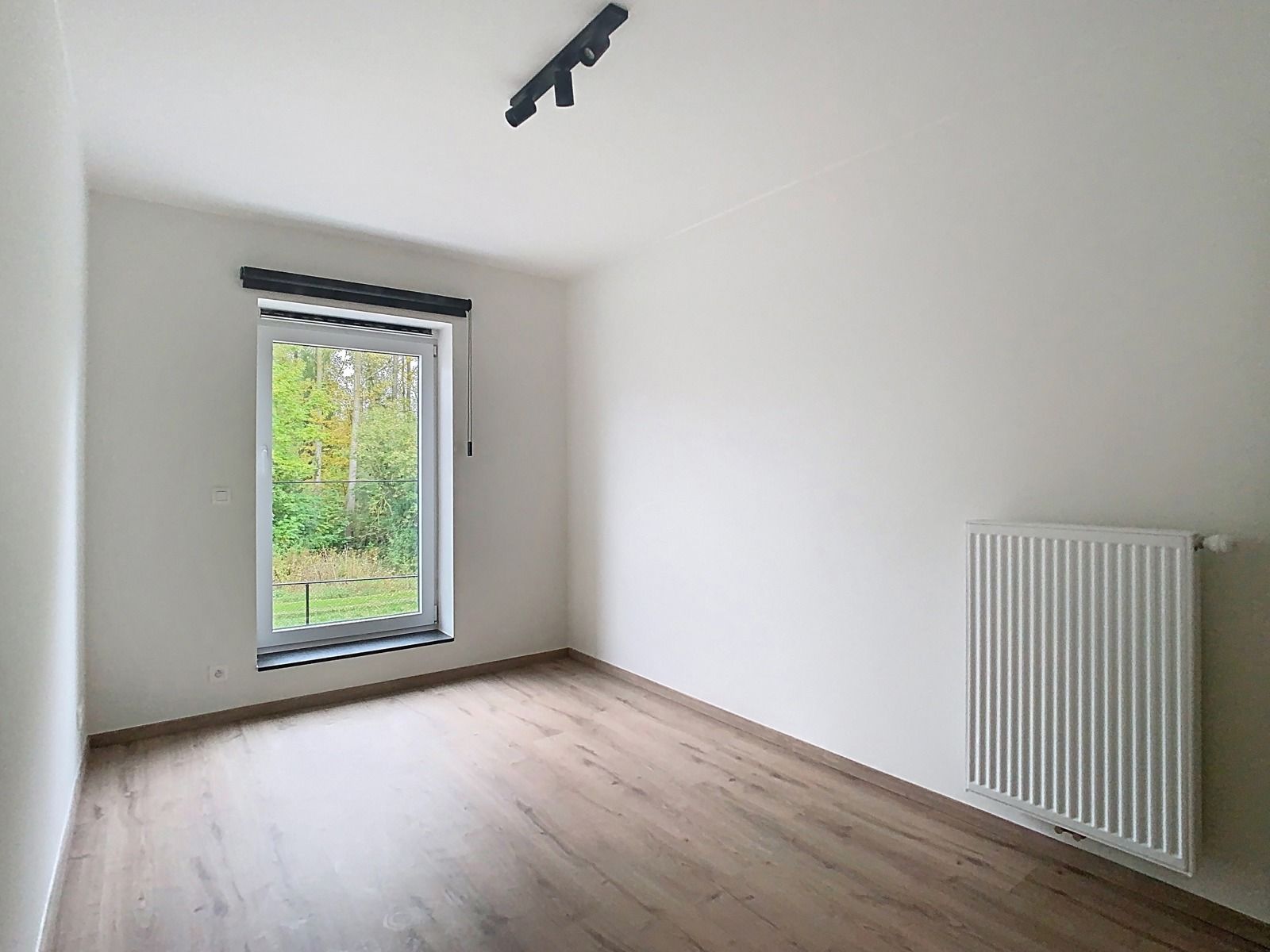 Moderne Nieuwbouwwoning (GB) met 3 SLPK, Tuin én Carport! foto 7