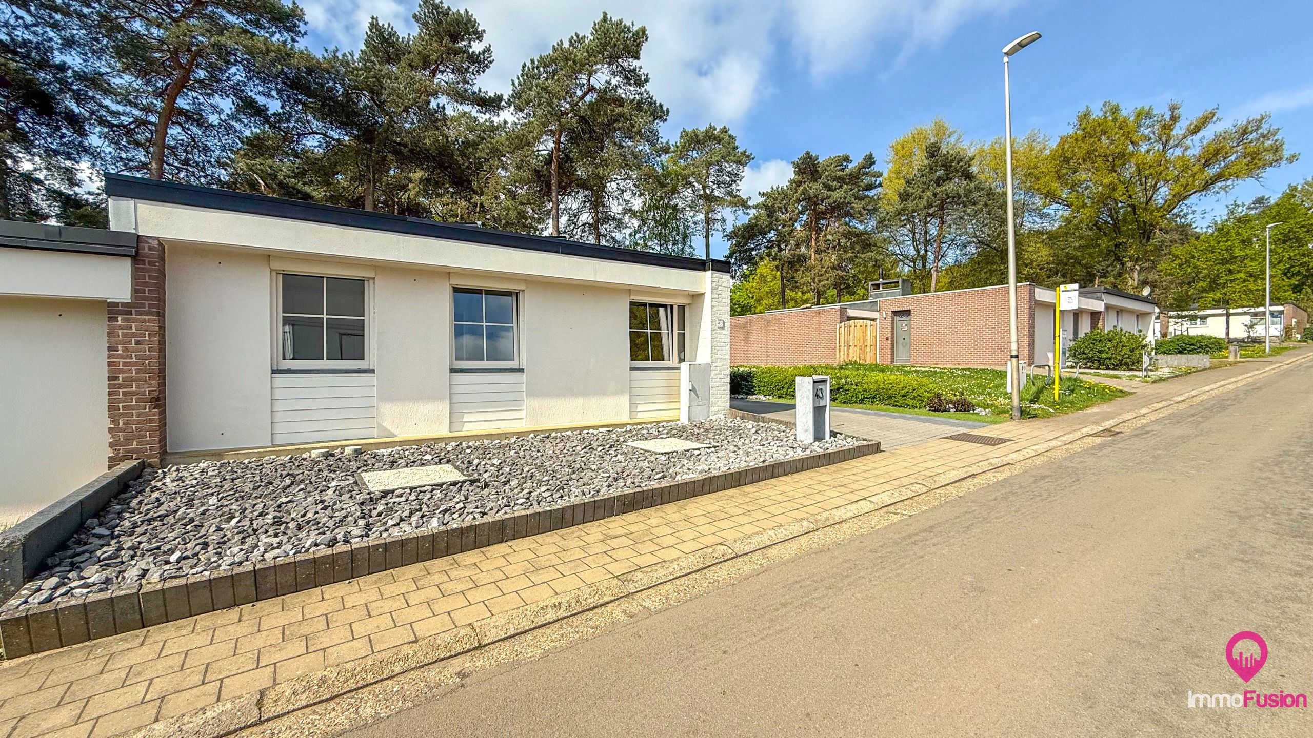 Instapklare gelijkvloerse woning met prachtige tuin en EPC B foto 36