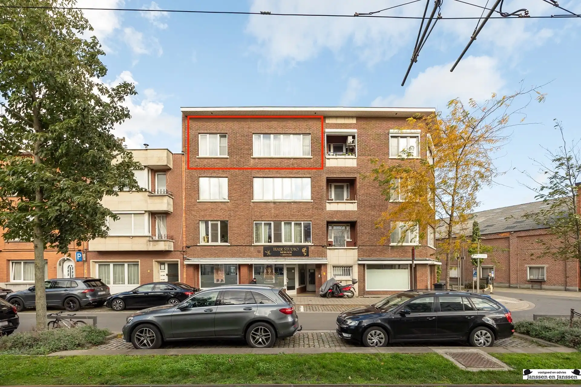 Gerenoveerd 2-slaapkamer appartement te Merksem foto {{pictureIndex}}