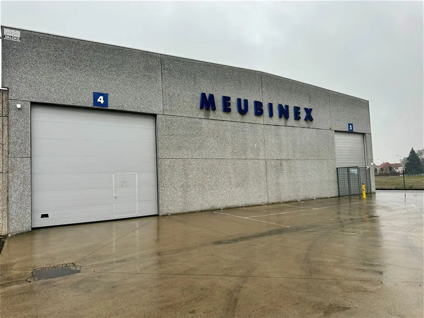 Magazijnen te huur op toplocatie in Kuurne foto 2