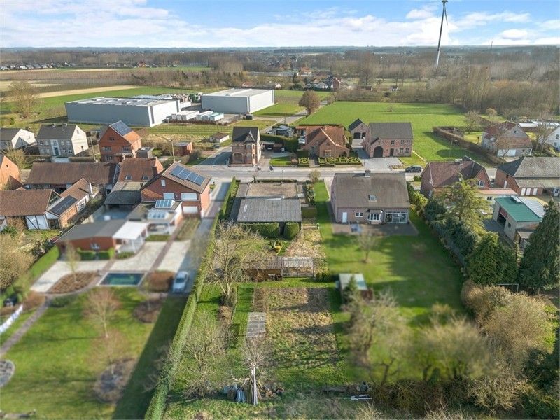 RUIM TE RENOVEREN GEZINSWONING OP EEN MOOI PERCEEL VAN 42A24CA IN ALKEN foto 6