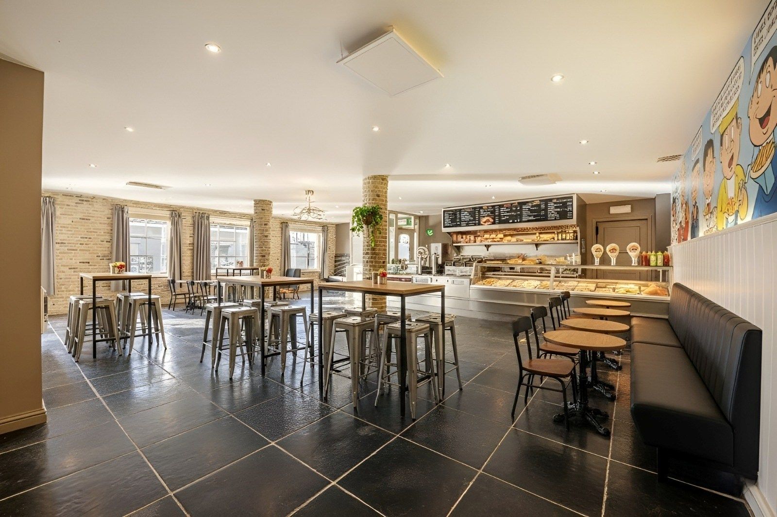 INSTAPKLAAR HANDELSHUIS (2009) OP GUNSTIGE LOCATIE!!!  foto 6