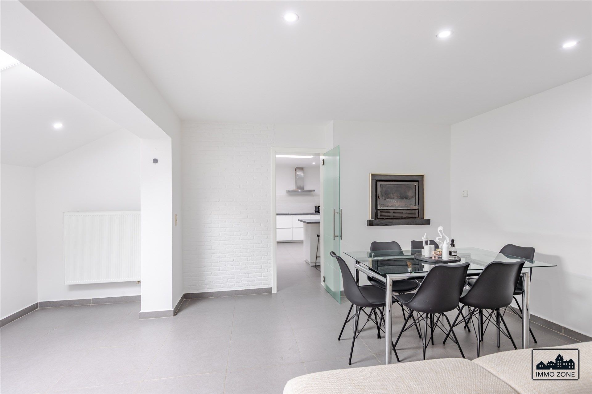 Ruime 4-Slaapkamerwoning met 2 Badkamers in Ruisbroek foto 14