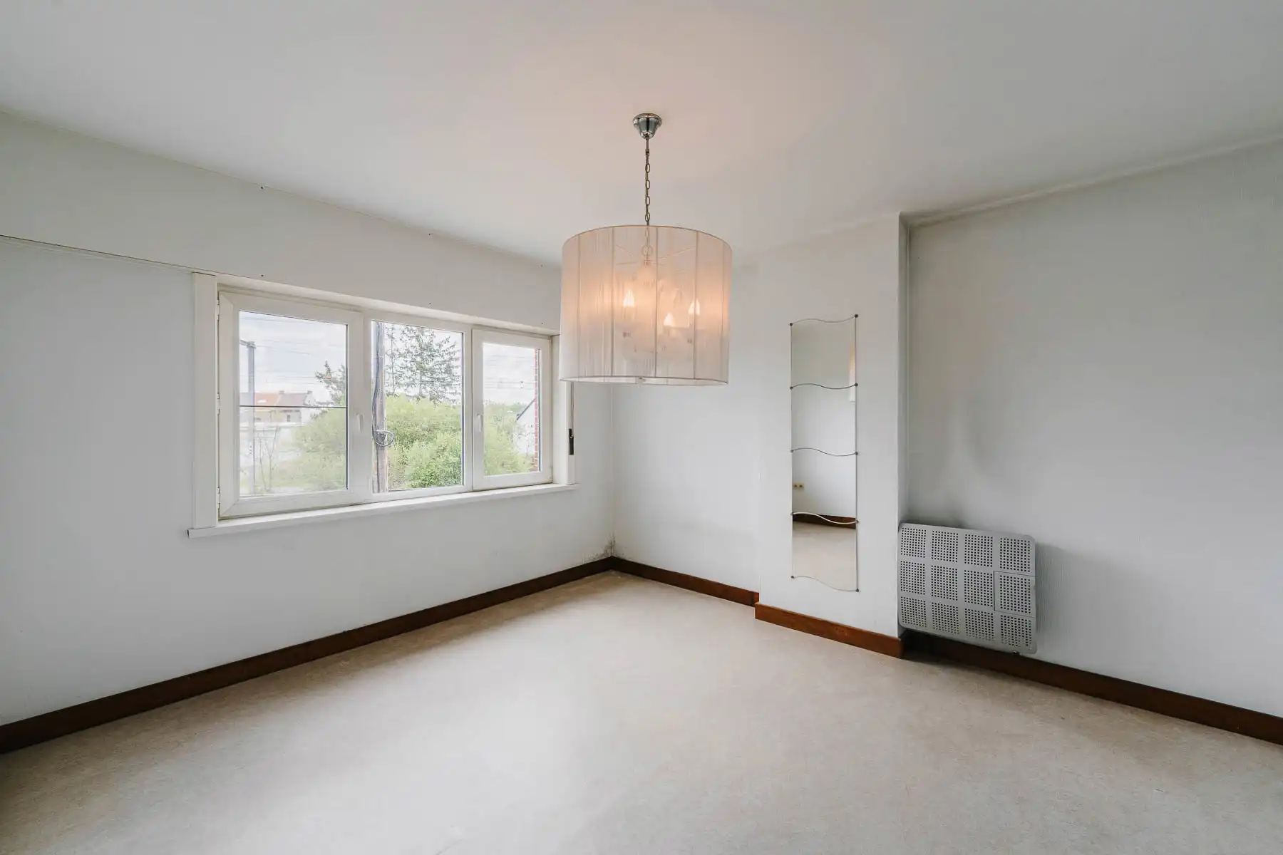 Karaktervolle woning met onderhoudsvriendelijke tuin foto 12