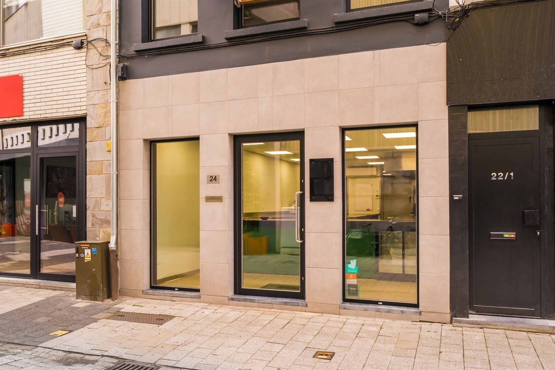 Veelzijdig handelspand in centrum Mechelen foto 2