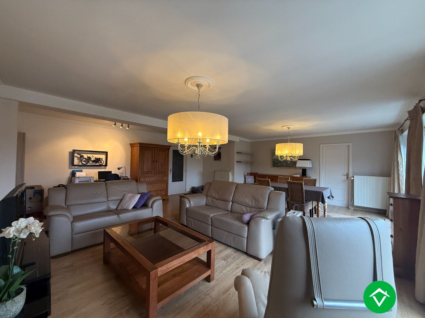 Ruim 2-slaapkamersappartement met garage in centrum Roeselare  foto 6