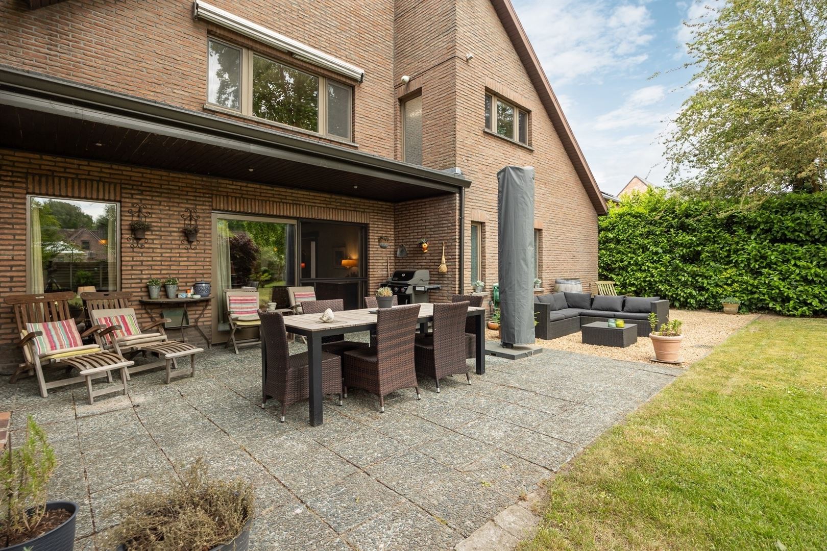 Riante villa met kantoor- of kangoeroemogelijkheden in Zandhoven foto 14