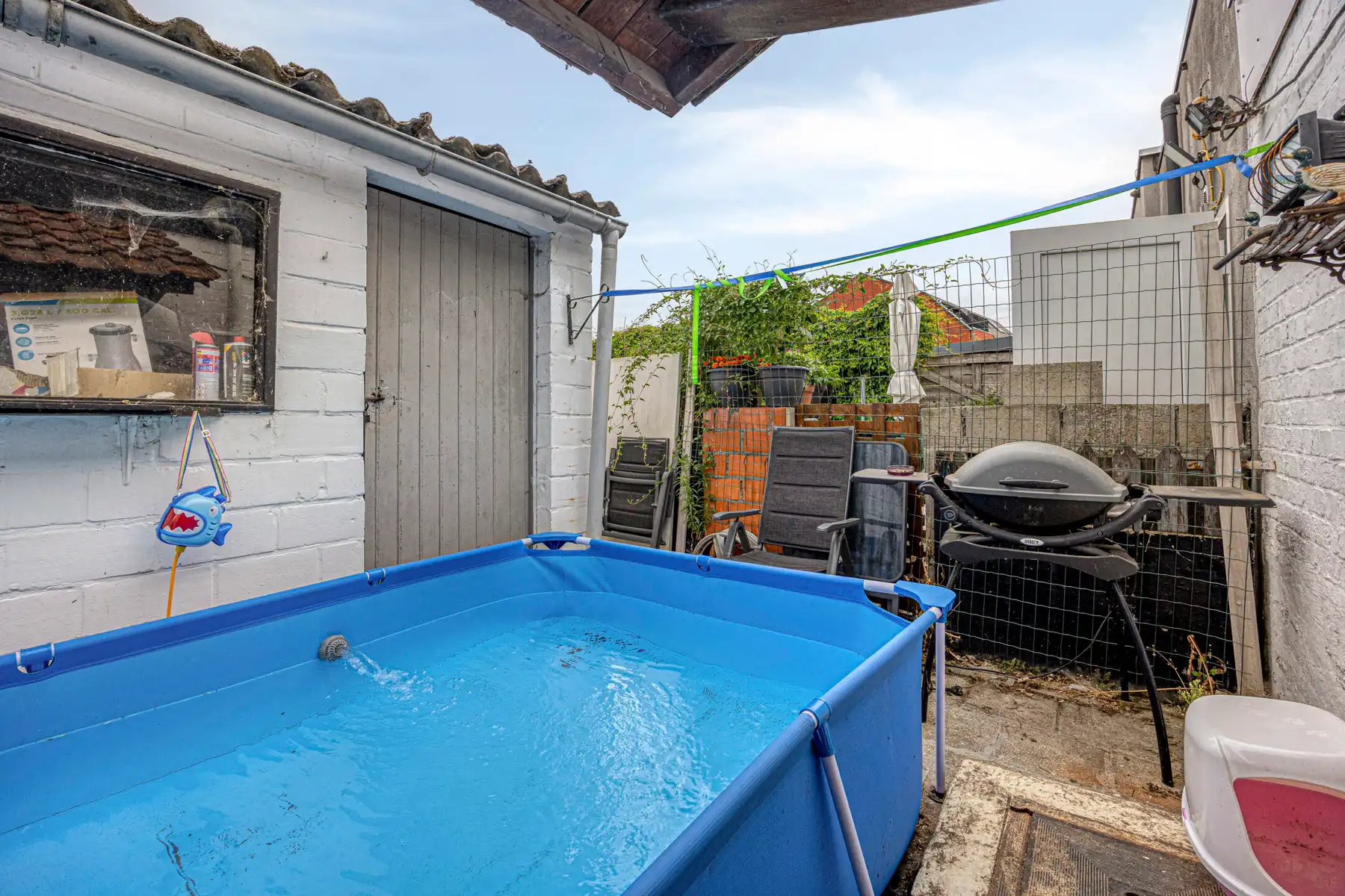Rijwoning met 2 slaapkamers, tuin en parkeerplaats foto 10