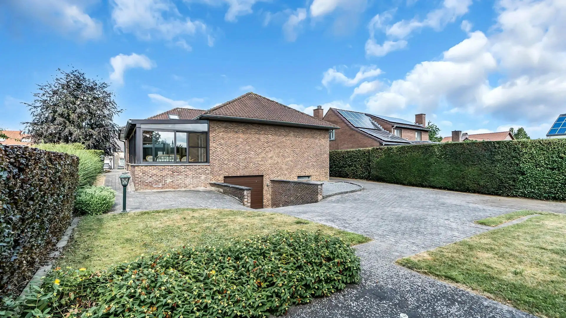 Ruime vrijstaande woning op een prachtig perceel van 746 m² in Rekem foto 27