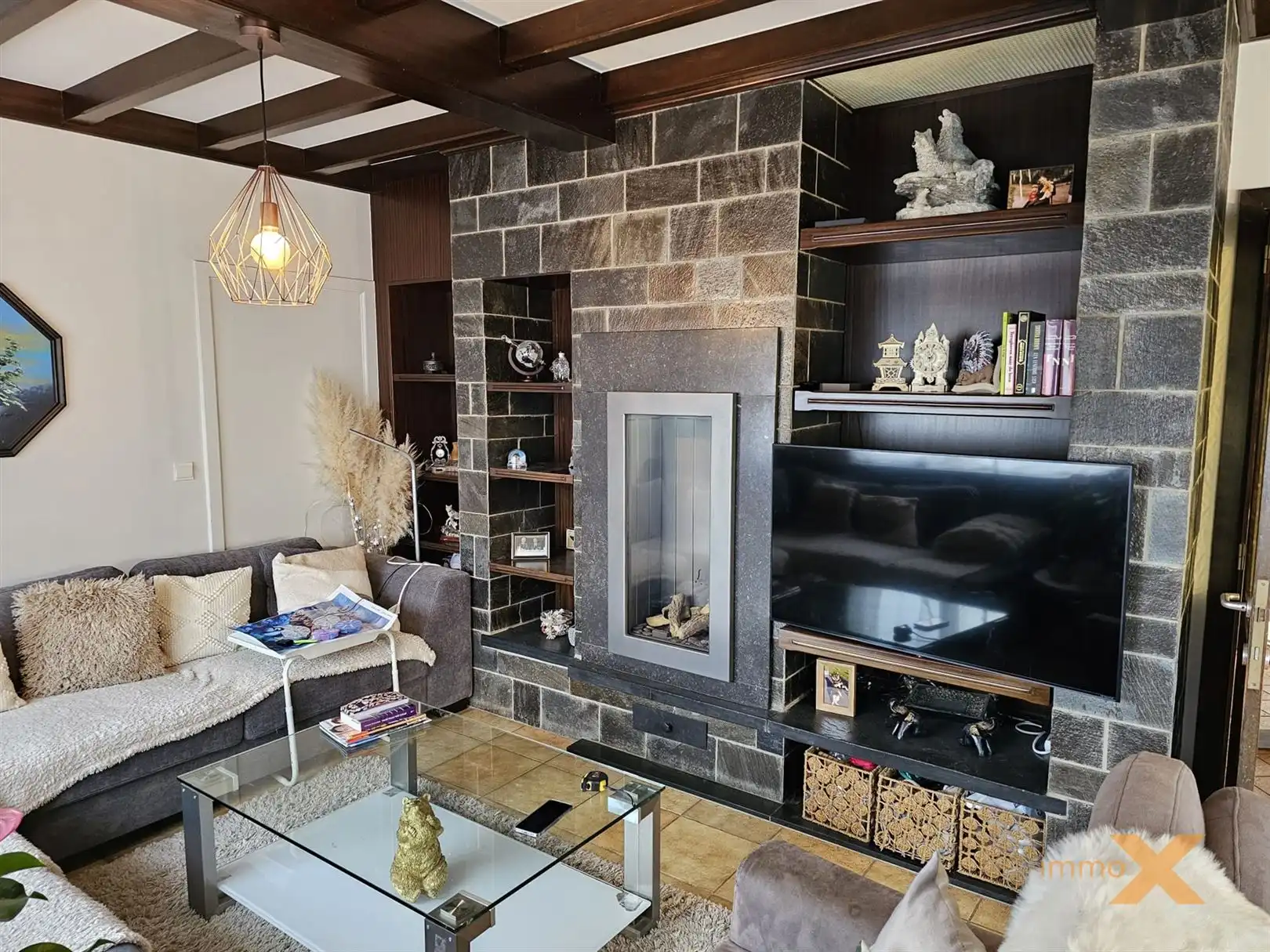 INTAPKLARE CHARMANTE WONING MET 3 SLPKS foto 7